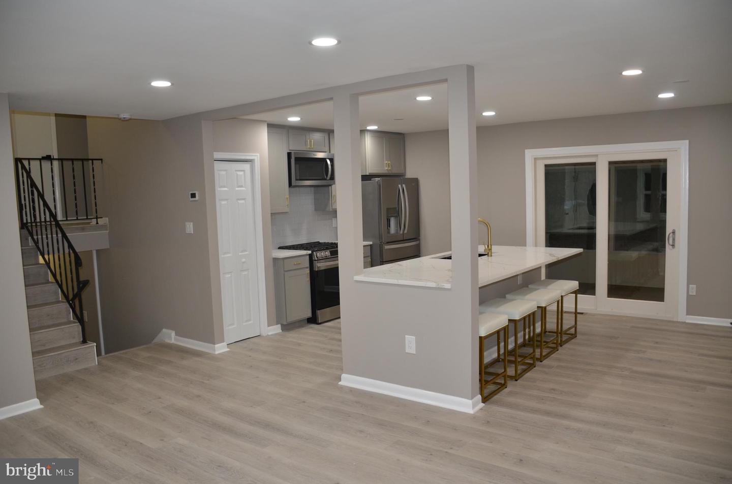 4407 PICOT RD, ALEXANDRIA, Virginia 22310, 5 Bedrooms Bedrooms, ,3 BathroomsBathrooms,Residential,For sale,4407 PICOT RD,VAFX2276472 MLS # VAFX2276472 4407 PICOT RD, ALEXANDRIA, Virginia 22310, 5 Bedrooms Bedrooms, ,3 BathroomsBathrooms,Residential,For sale,4407 PICOT RD,VAFX2276472 MLS # VAFX2276472