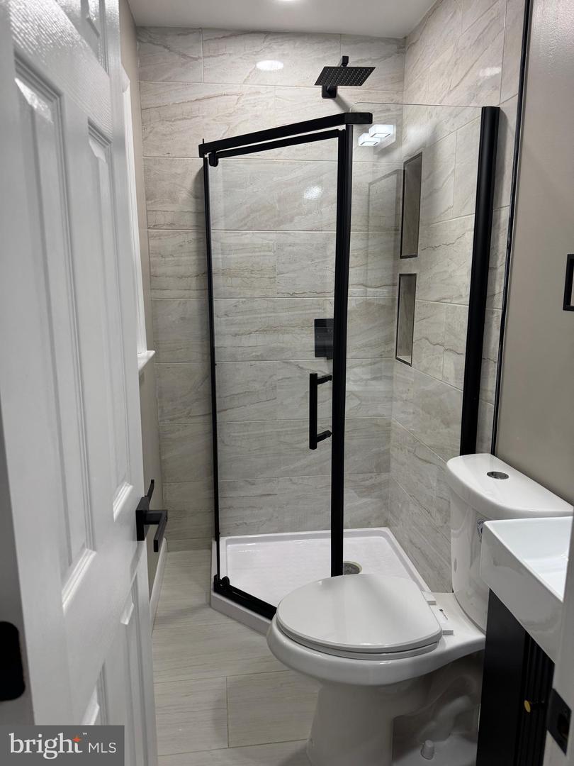 4407 PICOT RD, ALEXANDRIA, Virginia 22310, 5 Bedrooms Bedrooms, ,3 BathroomsBathrooms,Residential,For sale,4407 PICOT RD,VAFX2276472 MLS # VAFX2276472 4407 PICOT RD, ALEXANDRIA, Virginia 22310, 5 Bedrooms Bedrooms, ,3 BathroomsBathrooms,Residential,For sale,4407 PICOT RD,VAFX2276472 MLS # VAFX2276472