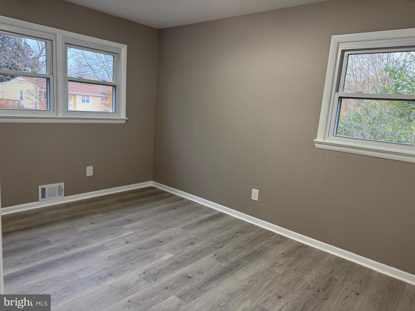 4407 PICOT RD, ALEXANDRIA, Virginia 22310, 5 Bedrooms Bedrooms, ,3 BathroomsBathrooms,Residential,For sale,4407 PICOT RD,VAFX2276472 MLS # VAFX2276472 4407 PICOT RD, ALEXANDRIA, Virginia 22310, 5 Bedrooms Bedrooms, ,3 BathroomsBathrooms,Residential,For sale,4407 PICOT RD,VAFX2276472 MLS # VAFX2276472