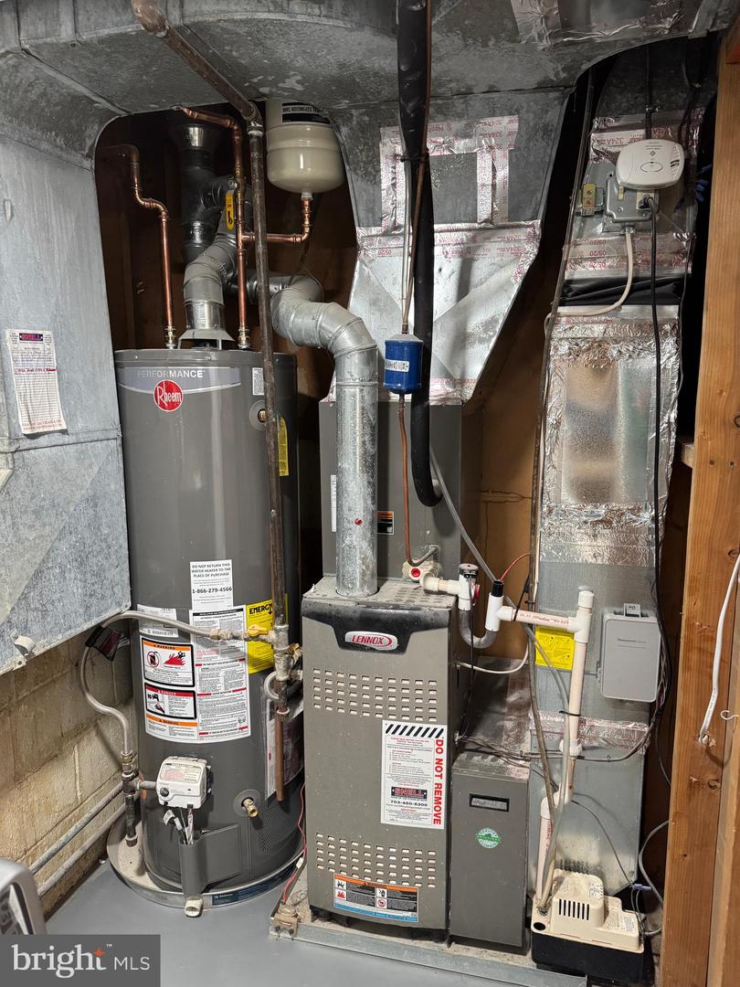 4407 PICOT RD, ALEXANDRIA, Virginia 22310, 5 Bedrooms Bedrooms, ,3 BathroomsBathrooms,Residential,For sale,4407 PICOT RD,VAFX2276472 MLS # VAFX2276472 4407 PICOT RD, ALEXANDRIA, Virginia 22310, 5 Bedrooms Bedrooms, ,3 BathroomsBathrooms,Residential,For sale,4407 PICOT RD,VAFX2276472 MLS # VAFX2276472