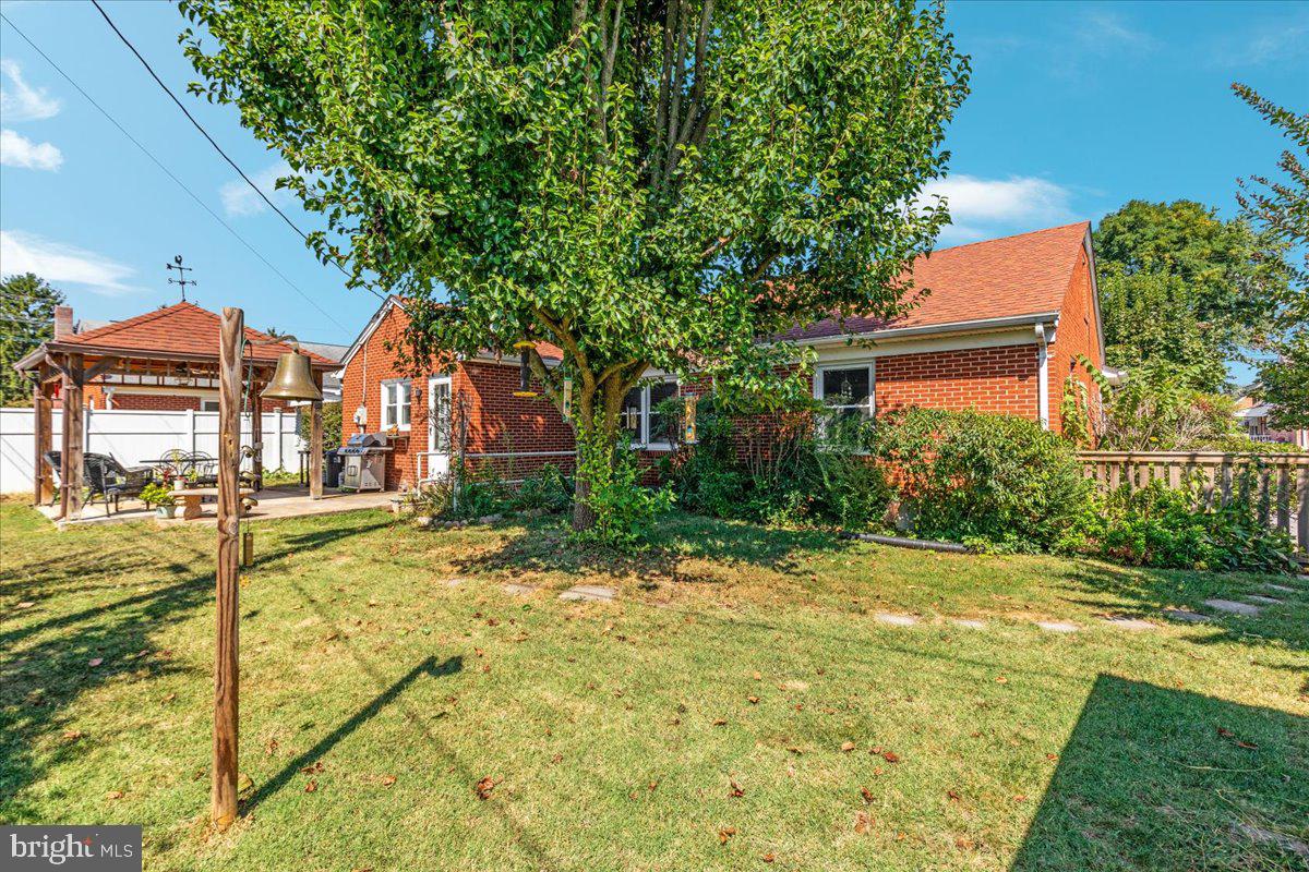 605 HAPPY CREEK RD, FRONT ROYAL, Virginia 22630, 3 Bedrooms Bedrooms, ,2 BathroomsBathrooms,Residential,For sale,605 HAPPY CREEK RD,VAWR2012660 MLS # VAWR2012660