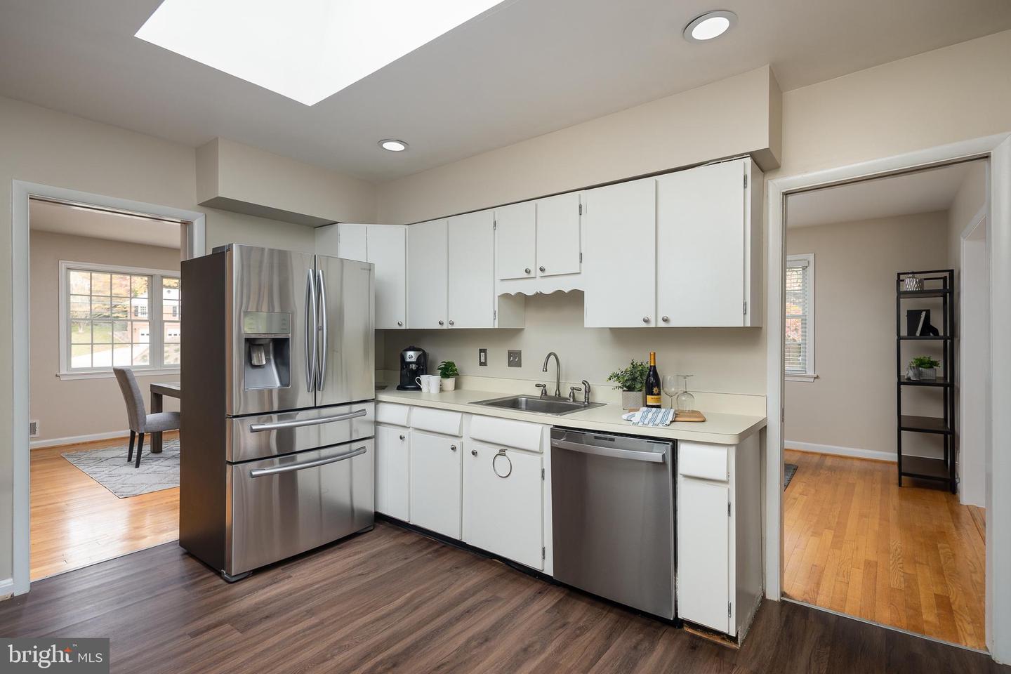 3654 N OAKLAND ST, ARLINGTON, Virginia 22207, 4 Bedrooms Bedrooms, 10 Rooms Rooms,3 BathroomsBathrooms,Residential,For sale,3654 N OAKLAND ST,VAAR2065456 MLS # VAAR2065456