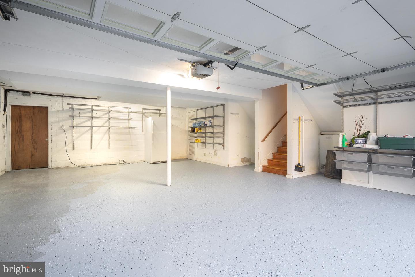 3654 N OAKLAND ST, ARLINGTON, Virginia 22207, 4 Bedrooms Bedrooms, 10 Rooms Rooms,3 BathroomsBathrooms,Residential,For sale,3654 N OAKLAND ST,VAAR2065456 MLS # VAAR2065456