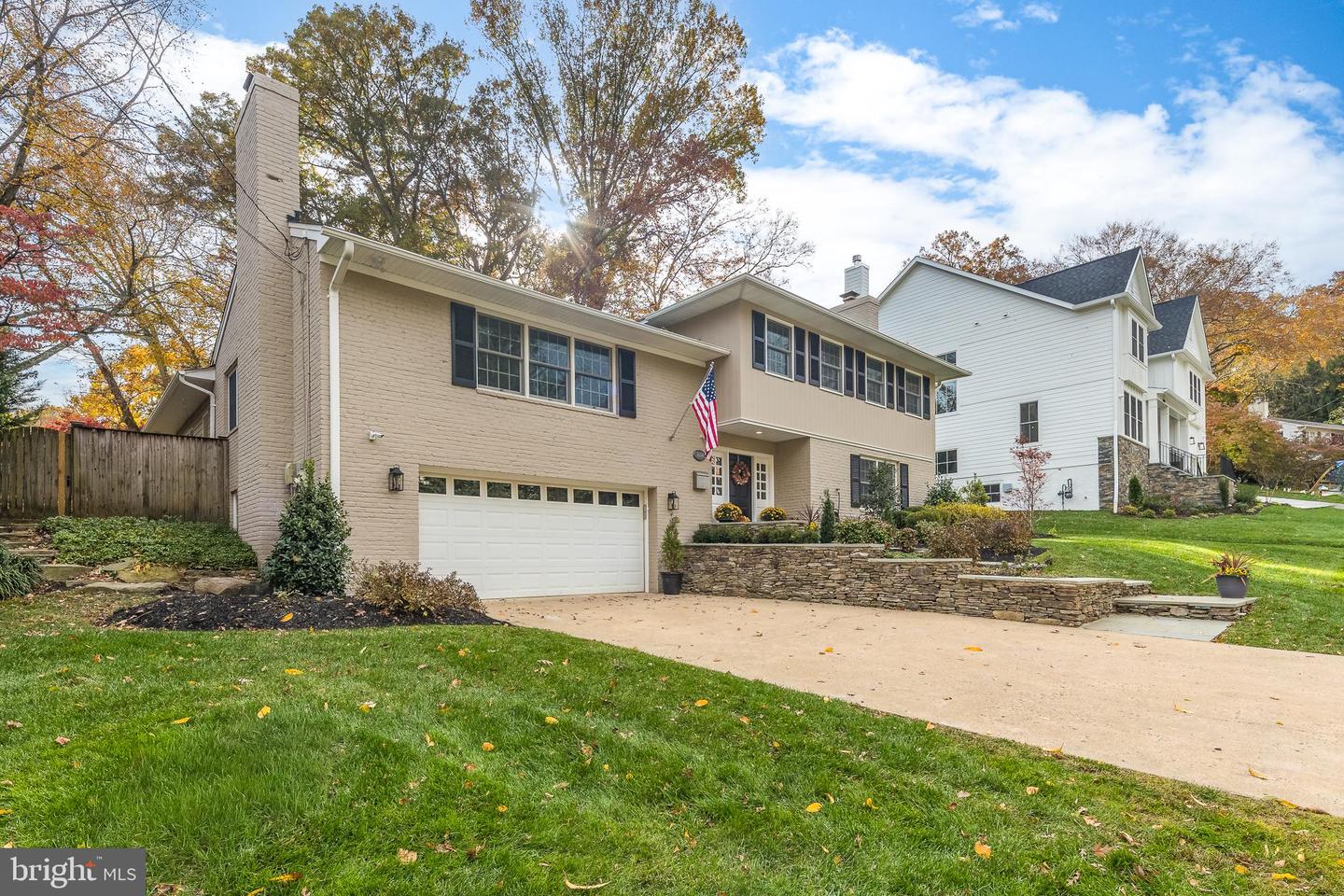 3654 N OAKLAND ST, ARLINGTON, Virginia 22207, 4 Bedrooms Bedrooms, 10 Rooms Rooms,3 BathroomsBathrooms,Residential,For sale,3654 N OAKLAND ST,VAAR2065456 MLS # VAAR2065456