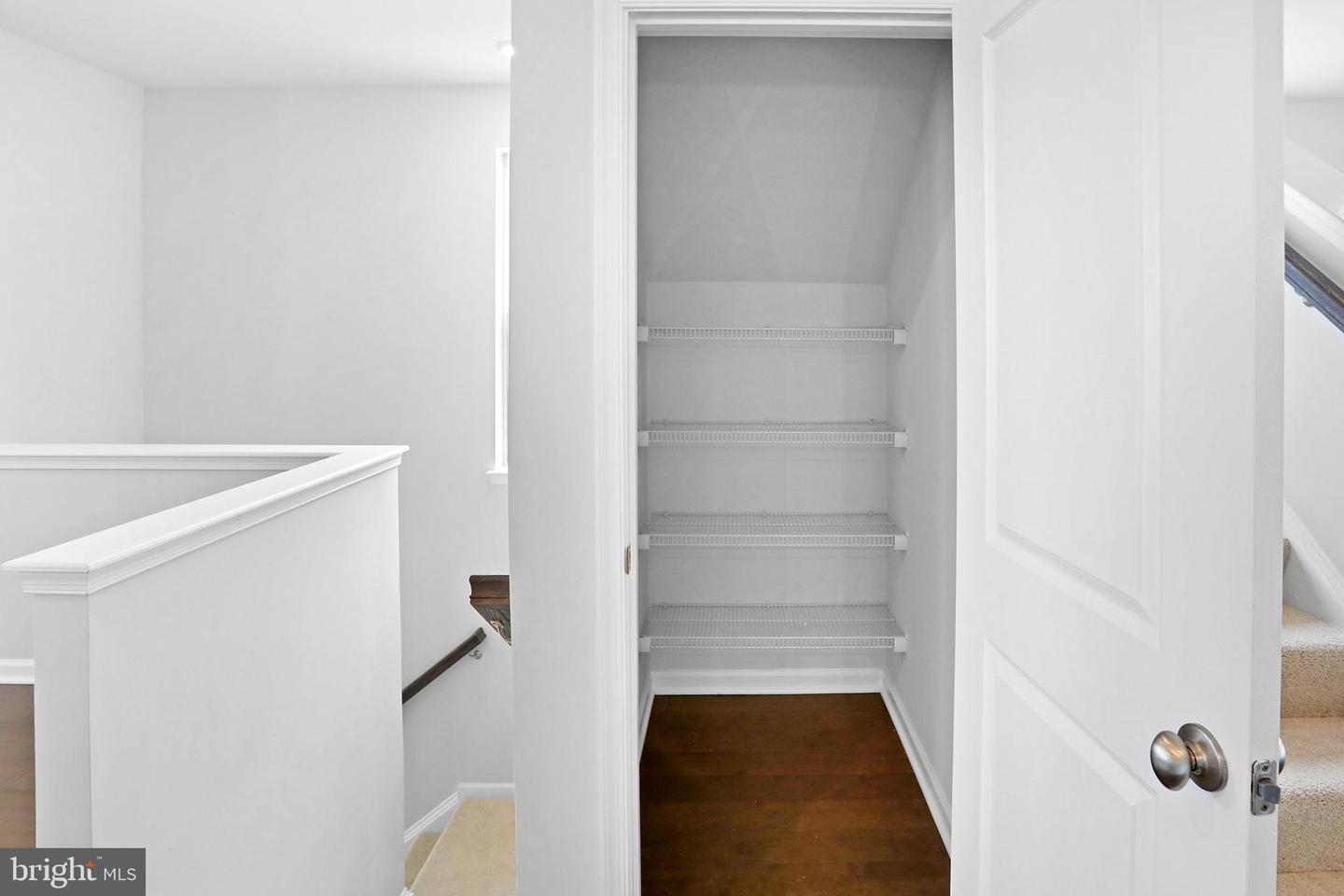 43009 LOST FARM TER, LEESBURG, Virginia 20175, 3 Bedrooms Bedrooms, ,3 BathroomsBathrooms,Residential,For sale,43009 LOST FARM TER,VALO2109860 MLS # VALO2109860 43009 LOST FARM TER, LEESBURG, Virginia 20175, 3 Bedrooms Bedrooms, ,3 BathroomsBathrooms,Residential,For sale,43009 LOST FARM TER,VALO2109860 MLS # VALO2109860