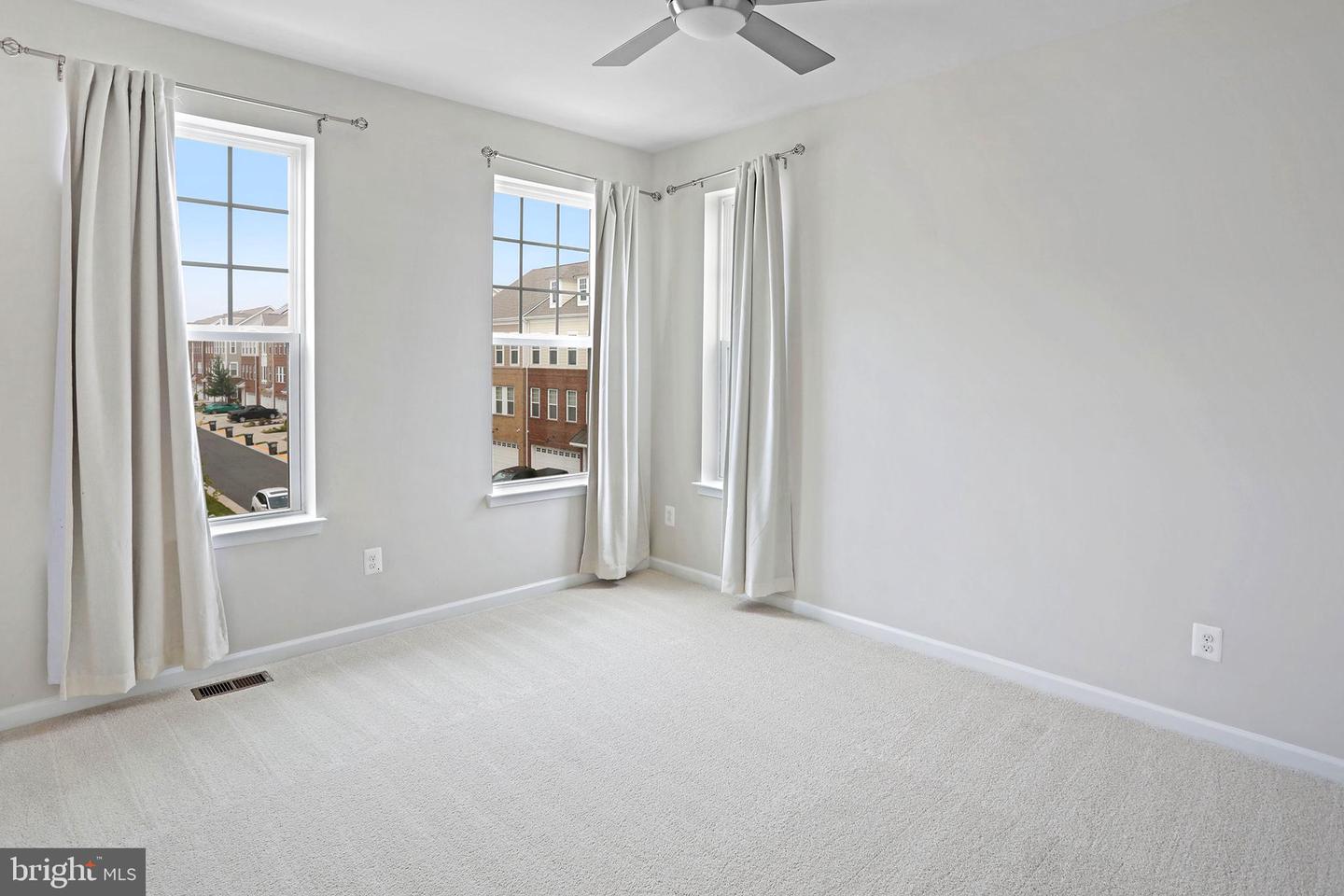 43009 LOST FARM TER, LEESBURG, Virginia 20175, 3 Bedrooms Bedrooms, ,3 BathroomsBathrooms,Residential,For sale,43009 LOST FARM TER,VALO2109860 MLS # VALO2109860 43009 LOST FARM TER, LEESBURG, Virginia 20175, 3 Bedrooms Bedrooms, ,3 BathroomsBathrooms,Residential,For sale,43009 LOST FARM TER,VALO2109860 MLS # VALO2109860