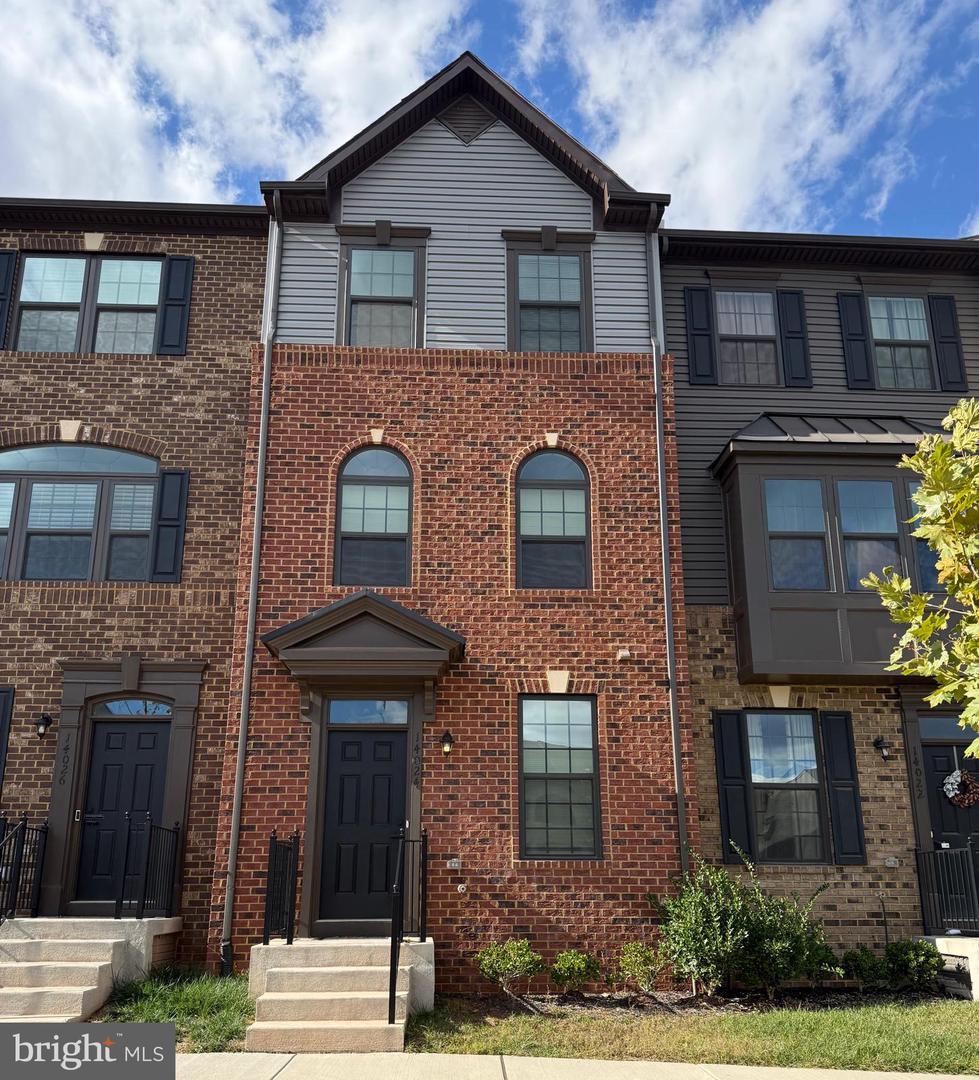 14024 SUNRISE VALLEY DR, HERNDON, Virginia 20171, 4 Bedrooms Bedrooms, ,4 BathroomsBathrooms,Residential,For sale,14024 SUNRISE VALLEY DR,VAFX2276856 MLS # VAFX2276856