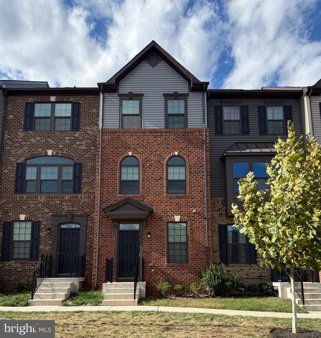 14024 SUNRISE VALLEY DR, HERNDON, Virginia 20171, 4 Bedrooms Bedrooms, ,4 BathroomsBathrooms,Residential,For sale,14024 SUNRISE VALLEY DR,VAFX2276856 MLS # VAFX2276856 14024 SUNRISE VALLEY DR, HERNDON, Virginia 20171, 4 Bedrooms Bedrooms, ,4 BathroomsBathrooms,Residential,For sale,14024 SUNRISE VALLEY DR,VAFX2276856 MLS # VAFX2276856