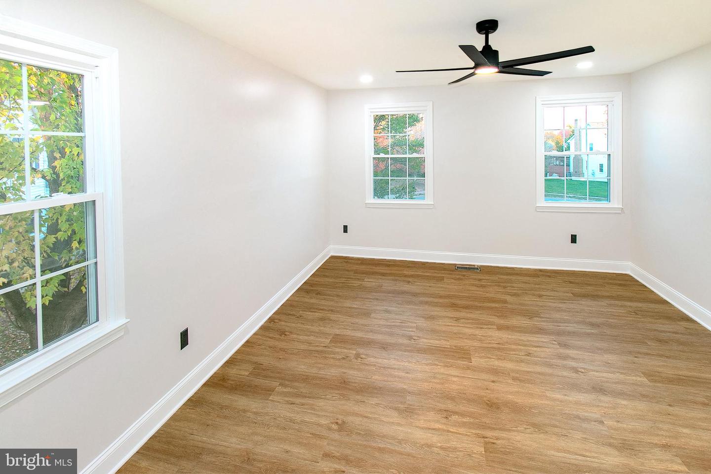 21111 DEEP FURROW CT, ASHBURN, Virginia 20147, 5 Bedrooms Bedrooms, ,3 BathroomsBathrooms,Residential,For sale,21111 DEEP FURROW CT,VALO2110020 MLS # VALO2110020 21111 DEEP FURROW CT, ASHBURN, Virginia 20147, 5 Bedrooms Bedrooms, ,3 BathroomsBathrooms,Residential,For sale,21111 DEEP FURROW CT,VALO2110020 MLS # VALO2110020