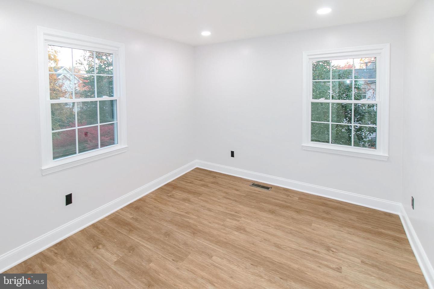 21111 DEEP FURROW CT, ASHBURN, Virginia 20147, 5 Bedrooms Bedrooms, ,3 BathroomsBathrooms,Residential,For sale,21111 DEEP FURROW CT,VALO2110020 MLS # VALO2110020 21111 DEEP FURROW CT, ASHBURN, Virginia 20147, 5 Bedrooms Bedrooms, ,3 BathroomsBathrooms,Residential,For sale,21111 DEEP FURROW CT,VALO2110020 MLS # VALO2110020