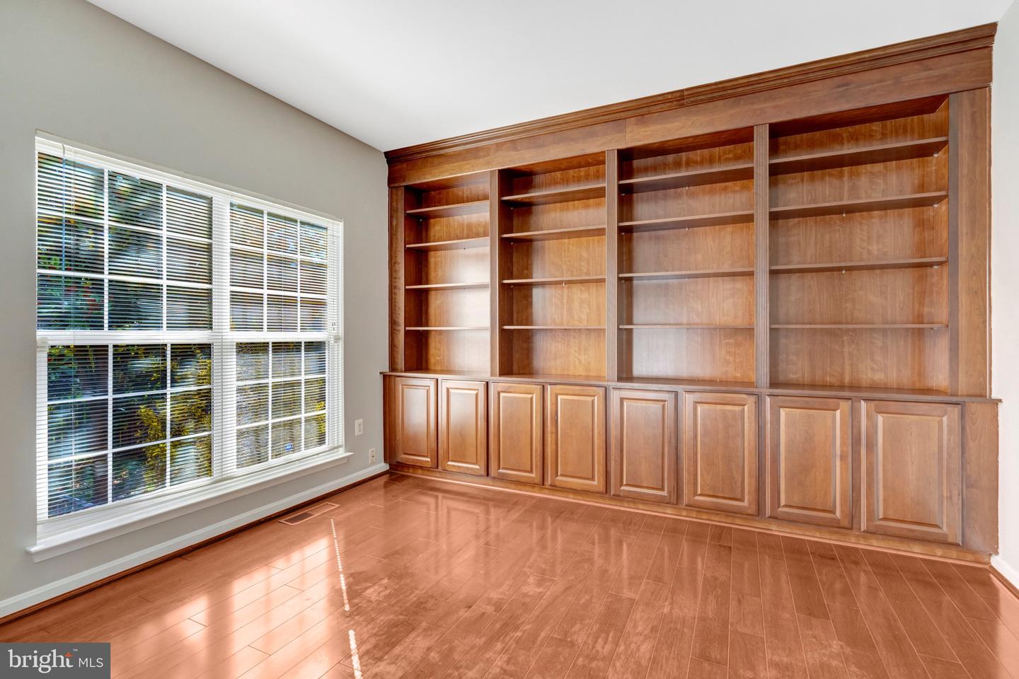 8605 ELLIS FORD PL, GAINESVILLE, Virginia 20155, 5 Bedrooms Bedrooms, ,4 BathroomsBathrooms,Residential,For sale,8605 ELLIS FORD PL,VAPW2106940 MLS # VAPW2106940