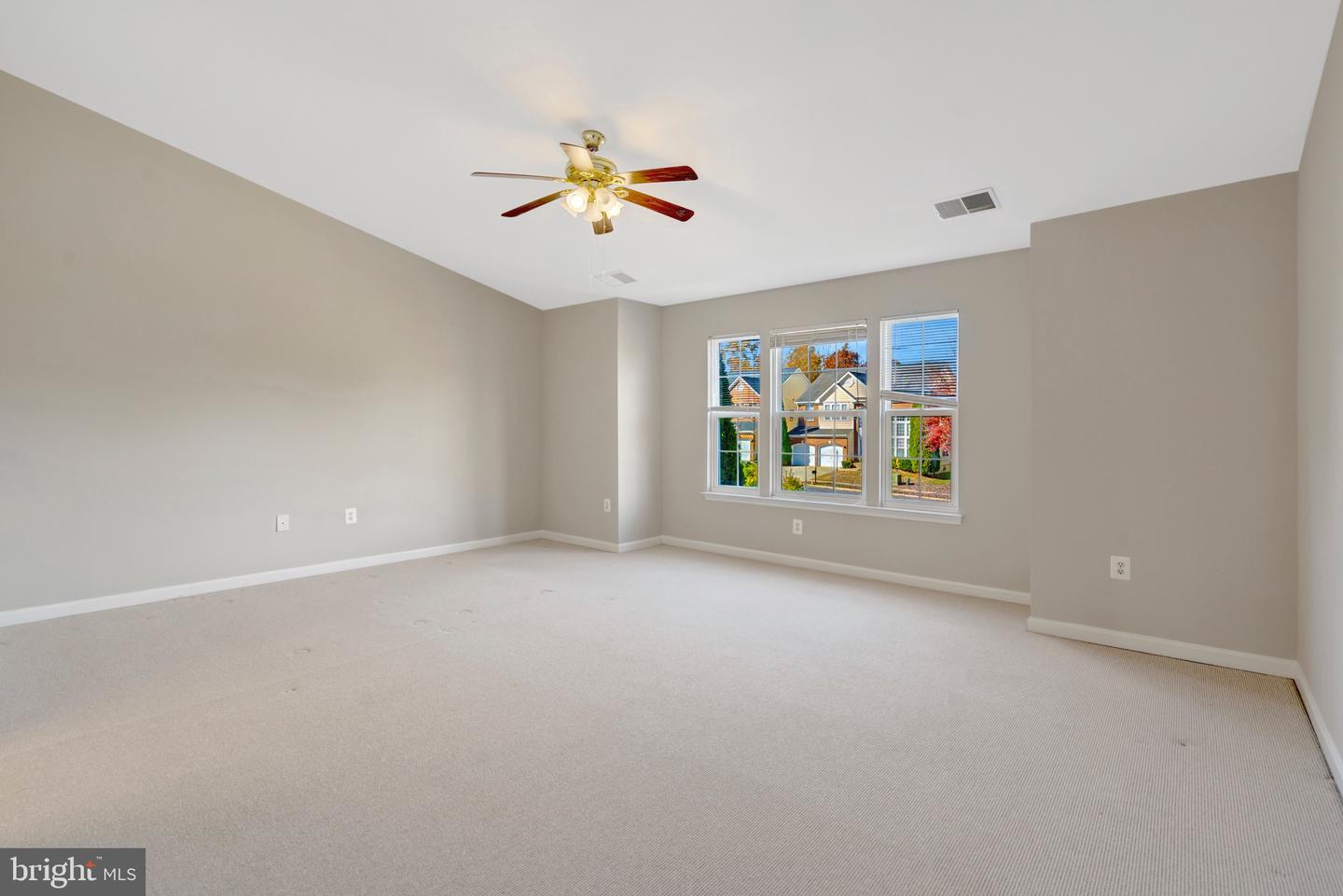 8605 ELLIS FORD PL, GAINESVILLE, Virginia 20155, 5 Bedrooms Bedrooms, ,4 BathroomsBathrooms,Residential,For sale,8605 ELLIS FORD PL,VAPW2106940 MLS # VAPW2106940