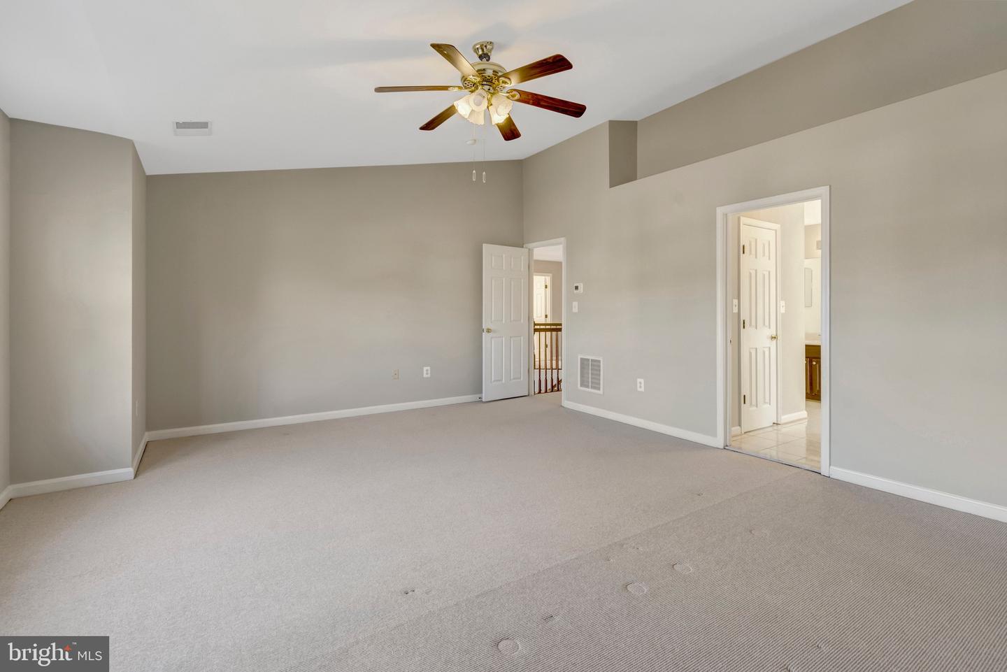 8605 ELLIS FORD PL, GAINESVILLE, Virginia 20155, 5 Bedrooms Bedrooms, ,4 BathroomsBathrooms,Residential,For sale,8605 ELLIS FORD PL,VAPW2106940 MLS # VAPW2106940