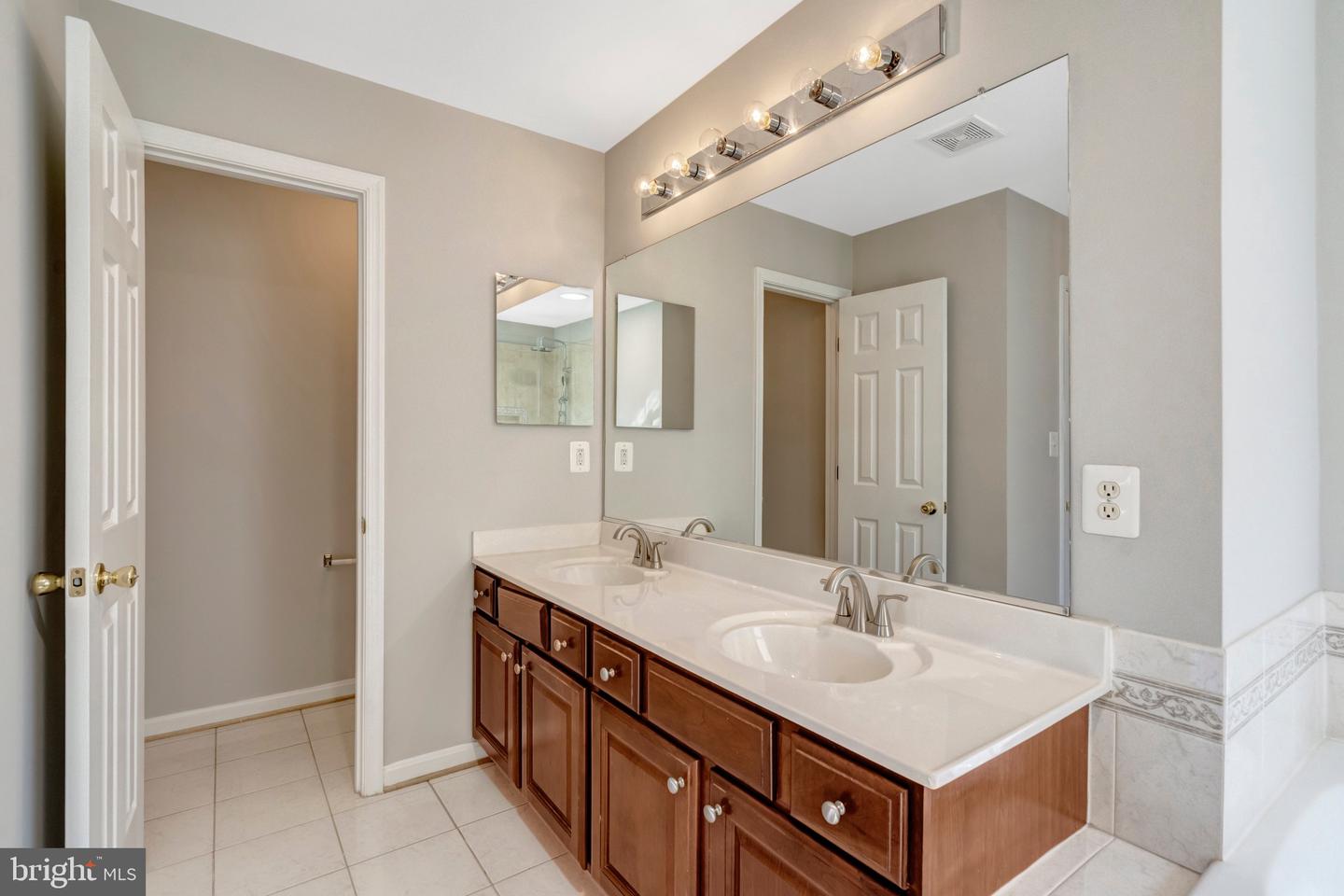 8605 ELLIS FORD PL, GAINESVILLE, Virginia 20155, 5 Bedrooms Bedrooms, ,4 BathroomsBathrooms,Residential,For sale,8605 ELLIS FORD PL,VAPW2106940 MLS # VAPW2106940