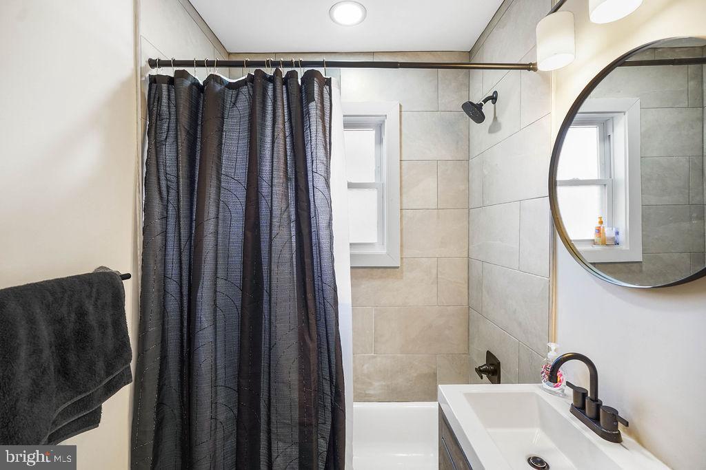 3109 24TH ST SE, WASHINGTON, District Of Columbia 20020, 2 Bedrooms Bedrooms, 2 Rooms Rooms,2 BathroomsBathrooms,Residential,For sale,3109 24TH ST SE,DCDC2229576 MLS # DCDC2229576