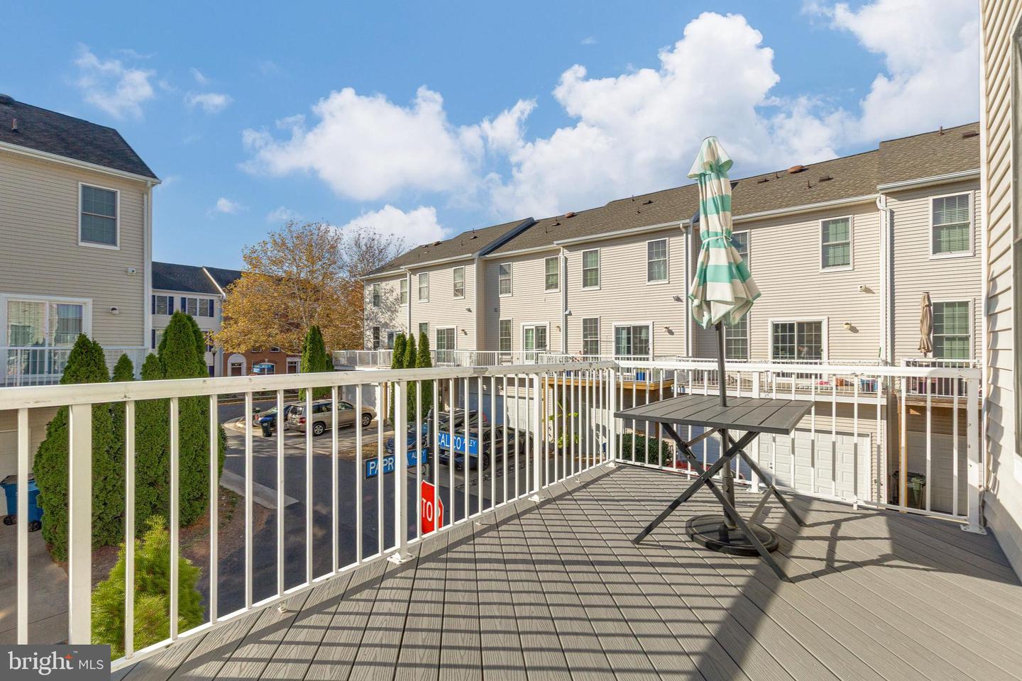 42791 FLANNIGAN TER, CHANTILLY, Virginia 20152, 4 Bedrooms Bedrooms, ,2 BathroomsBathrooms,Residential,For sale,42791 FLANNIGAN TER,VALO2110060 MLS # VALO2110060