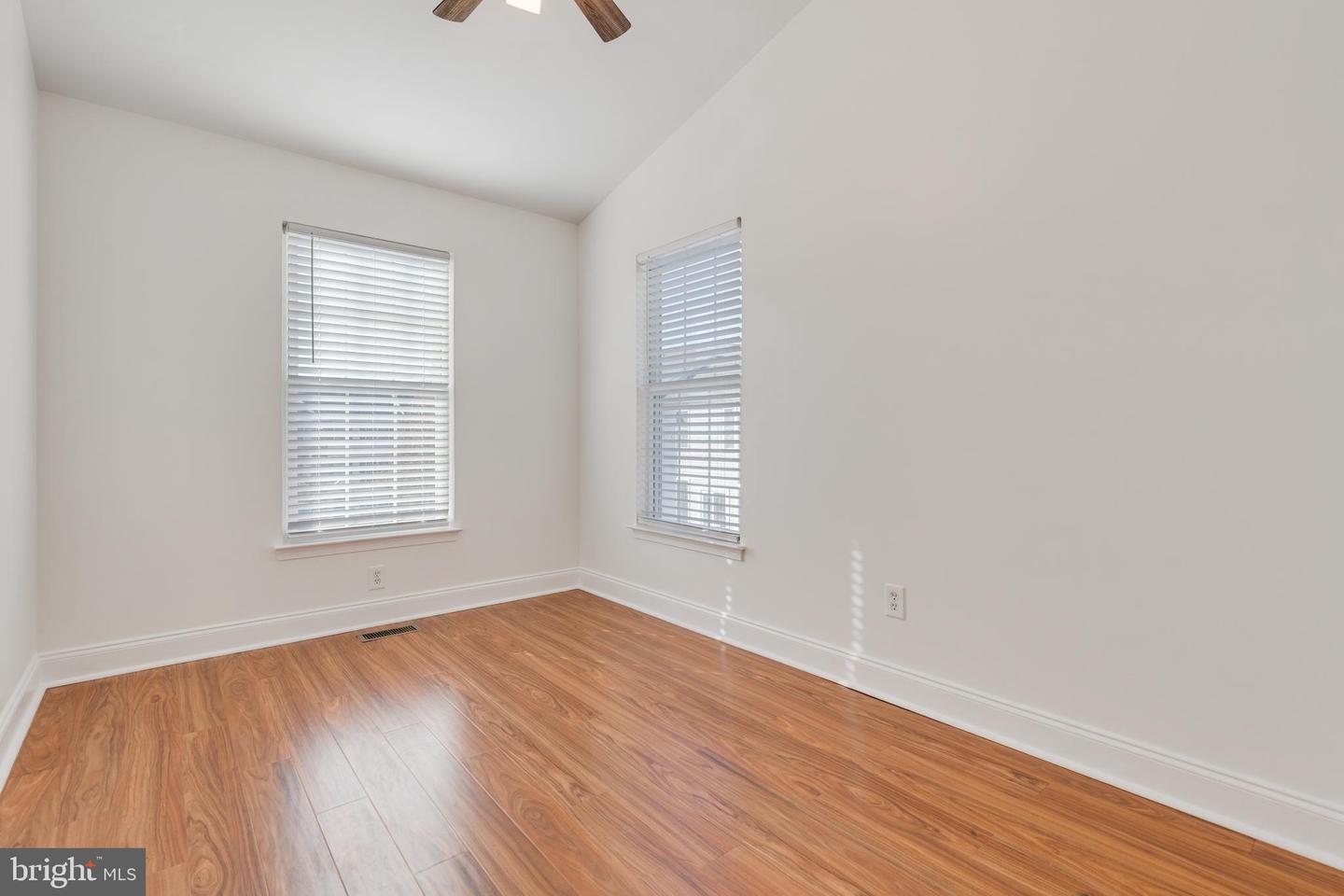 42791 FLANNIGAN TER, CHANTILLY, Virginia 20152, 4 Bedrooms Bedrooms, ,2 BathroomsBathrooms,Residential,For sale,42791 FLANNIGAN TER,VALO2110060 MLS # VALO2110060