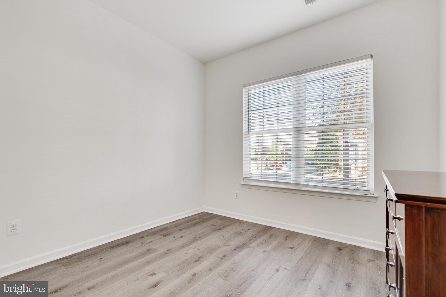 42791 FLANNIGAN TER, CHANTILLY, Virginia 20152, 4 Bedrooms Bedrooms, ,2 BathroomsBathrooms,Residential,For sale,42791 FLANNIGAN TER,VALO2110060 MLS # VALO2110060