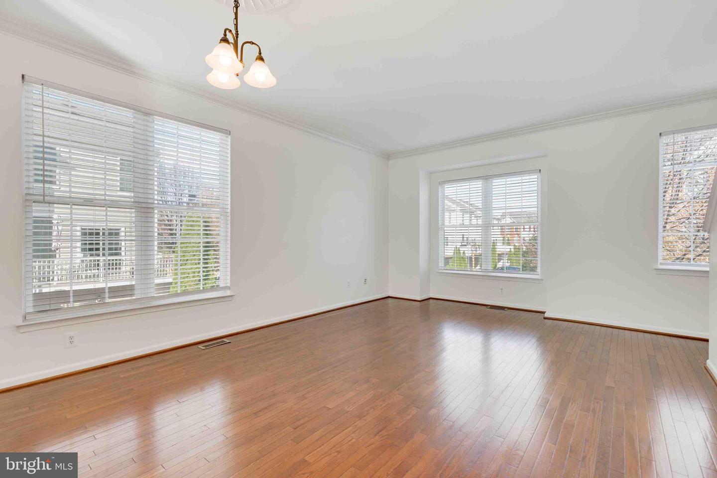 42791 FLANNIGAN TER, CHANTILLY, Virginia 20152, 4 Bedrooms Bedrooms, ,2 BathroomsBathrooms,Residential,For sale,42791 FLANNIGAN TER,VALO2110060 MLS # VALO2110060