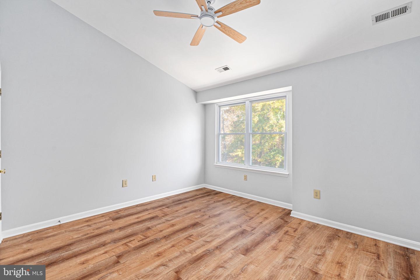 11209 KINGS CREST CT, FREDERICKSBURG, Virginia 22407, 2 Bedrooms Bedrooms, ,2 BathroomsBathrooms,Residential,For sale,11209 KINGS CREST CT,VASP2037326 MLS # VASP2037326