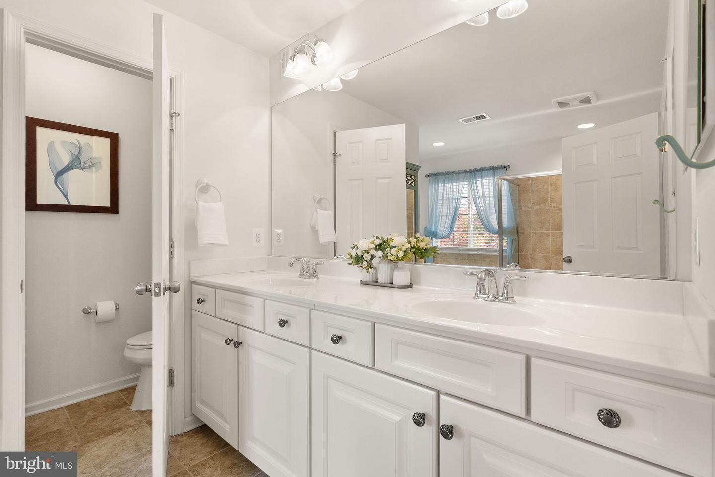 45752 WINDING BRANCH TER, STERLING, Virginia 20166, 3 Bedrooms Bedrooms, ,2 BathroomsBathrooms,Residential,For sale,45752 WINDING BRANCH TER,VALO2110096 MLS # VALO2110096