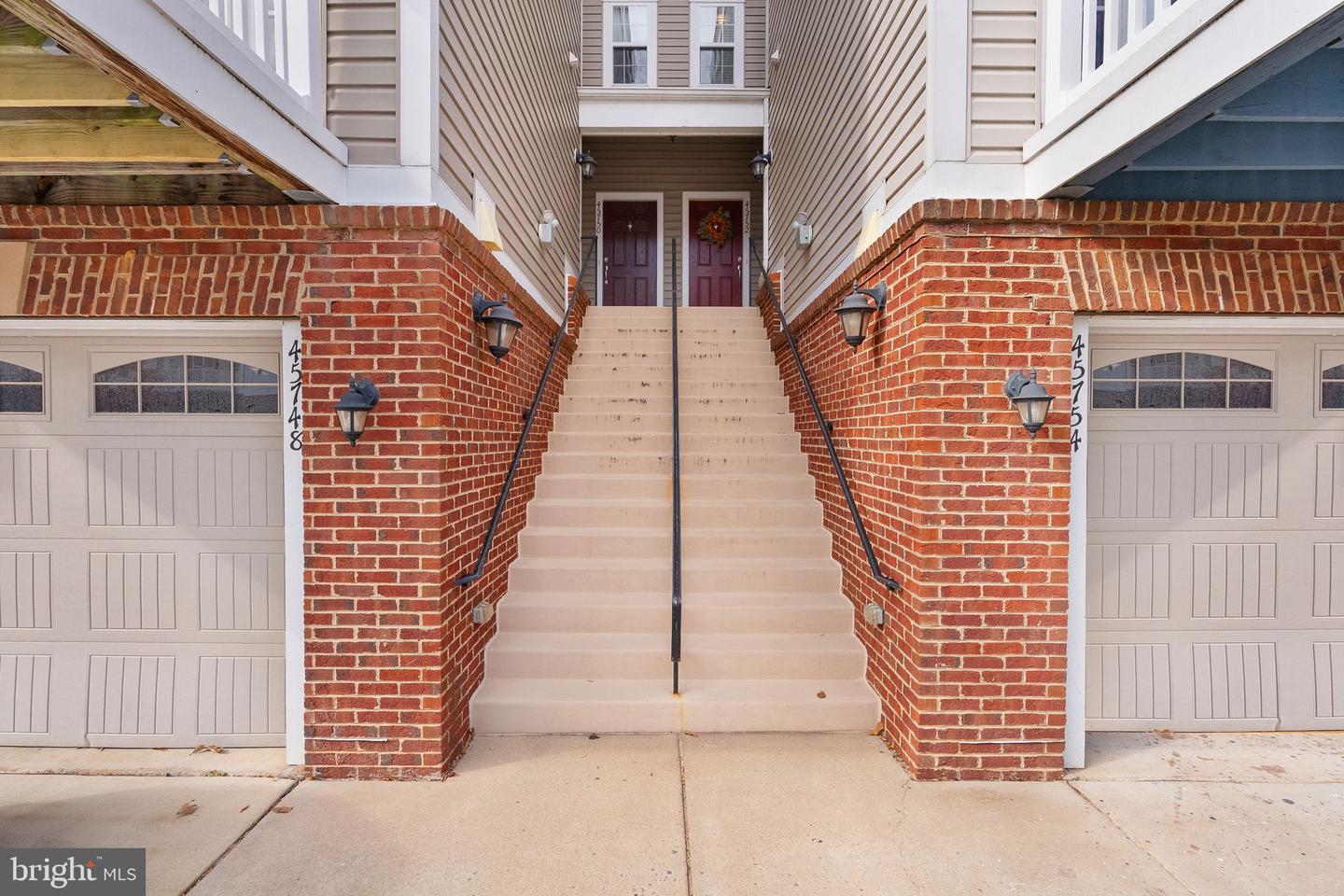 45752 WINDING BRANCH TER, STERLING, Virginia 20166, 3 Bedrooms Bedrooms, ,2 BathroomsBathrooms,Residential,For sale,45752 WINDING BRANCH TER,VALO2110096 MLS # VALO2110096