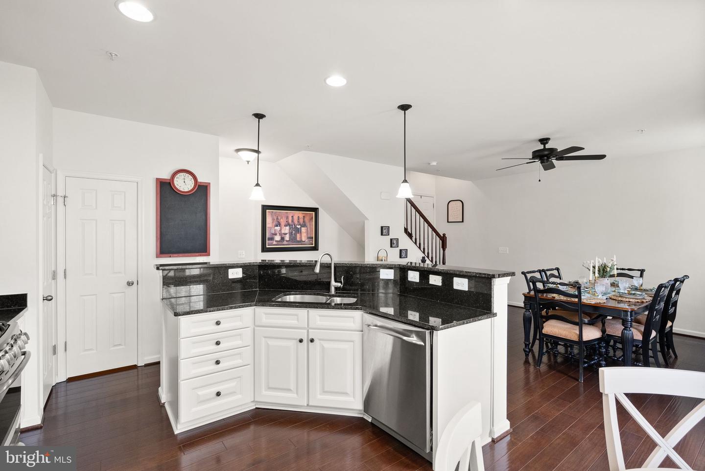 45752 WINDING BRANCH TER, STERLING, Virginia 20166, 3 Bedrooms Bedrooms, ,2 BathroomsBathrooms,Residential,For sale,45752 WINDING BRANCH TER,VALO2110096 MLS # VALO2110096