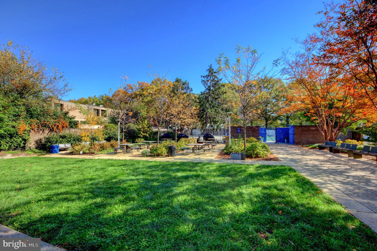 395 O ST SW, WASHINGTON, District Of Columbia 20024, 3 Bedrooms Bedrooms, ,1 BathroomBathrooms,Residential,For sale,395 O ST SW,DCDC2229746 MLS # DCDC2229746