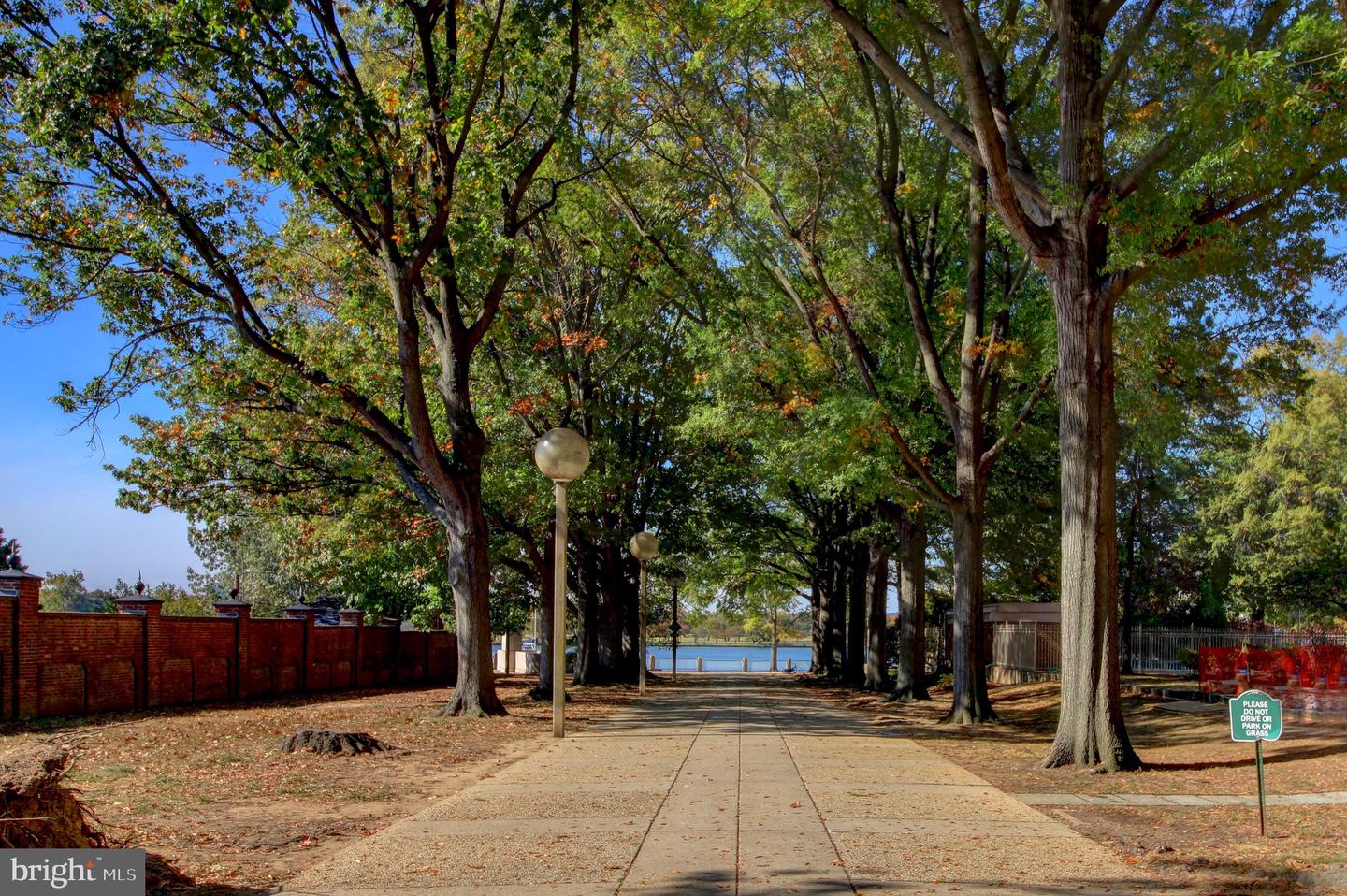 395 O ST SW, WASHINGTON, District Of Columbia 20024, 3 Bedrooms Bedrooms, ,1 BathroomBathrooms,Residential,For sale,395 O ST SW,DCDC2229746 MLS # DCDC2229746