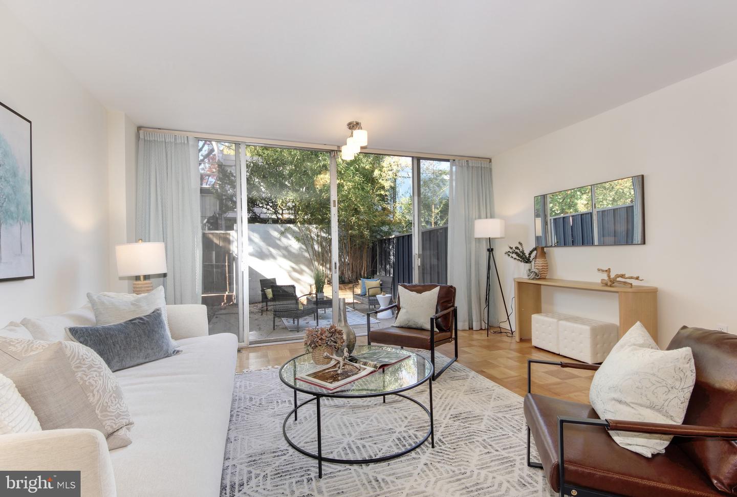 395 O ST SW, WASHINGTON, District Of Columbia 20024, 3 Bedrooms Bedrooms, ,1 BathroomBathrooms,Residential,For sale,395 O ST SW,DCDC2229746 MLS # DCDC2229746