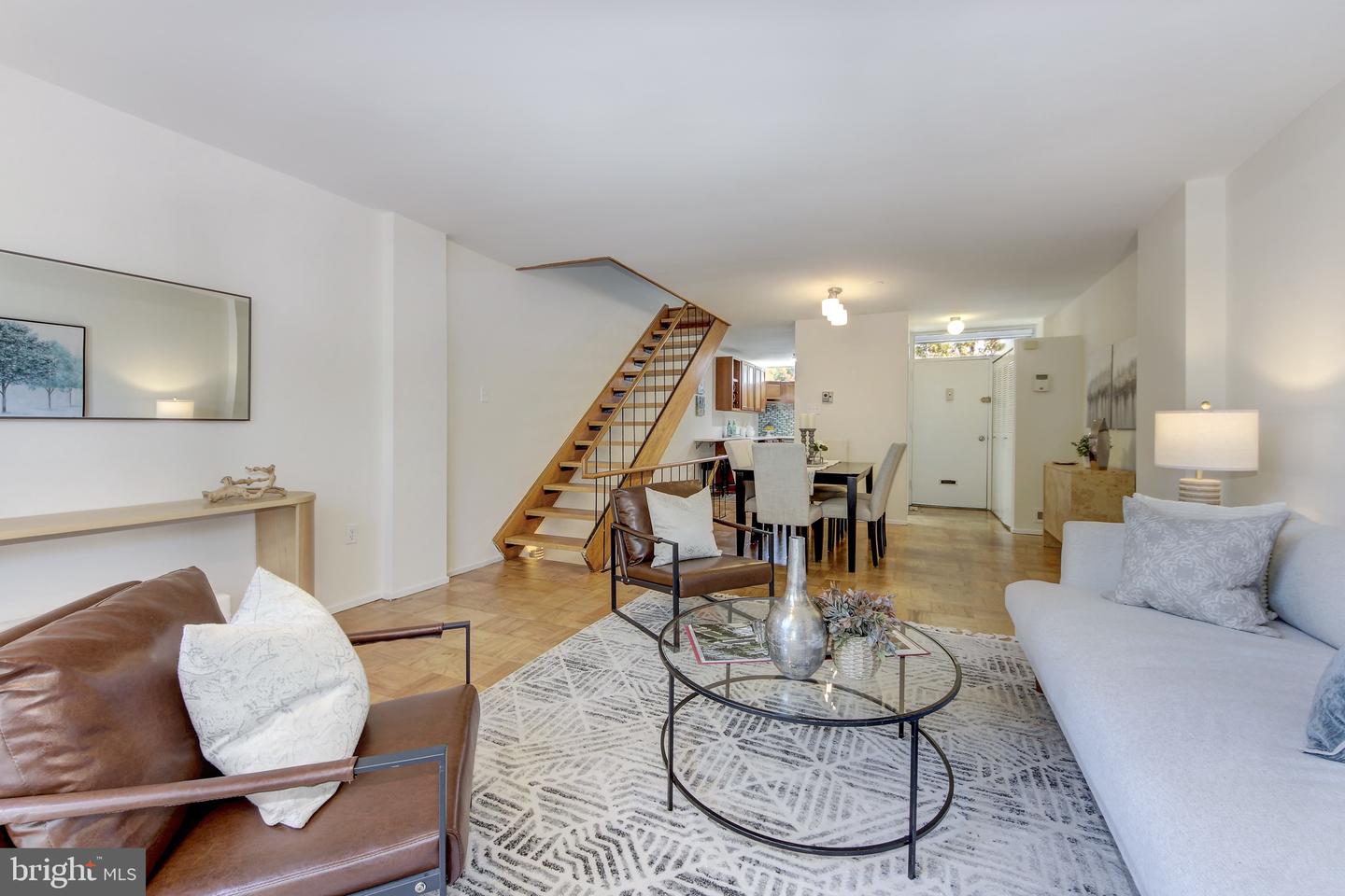 395 O ST SW, WASHINGTON, District Of Columbia 20024, 3 Bedrooms Bedrooms, ,1 BathroomBathrooms,Residential,For sale,395 O ST SW,DCDC2229746 MLS # DCDC2229746