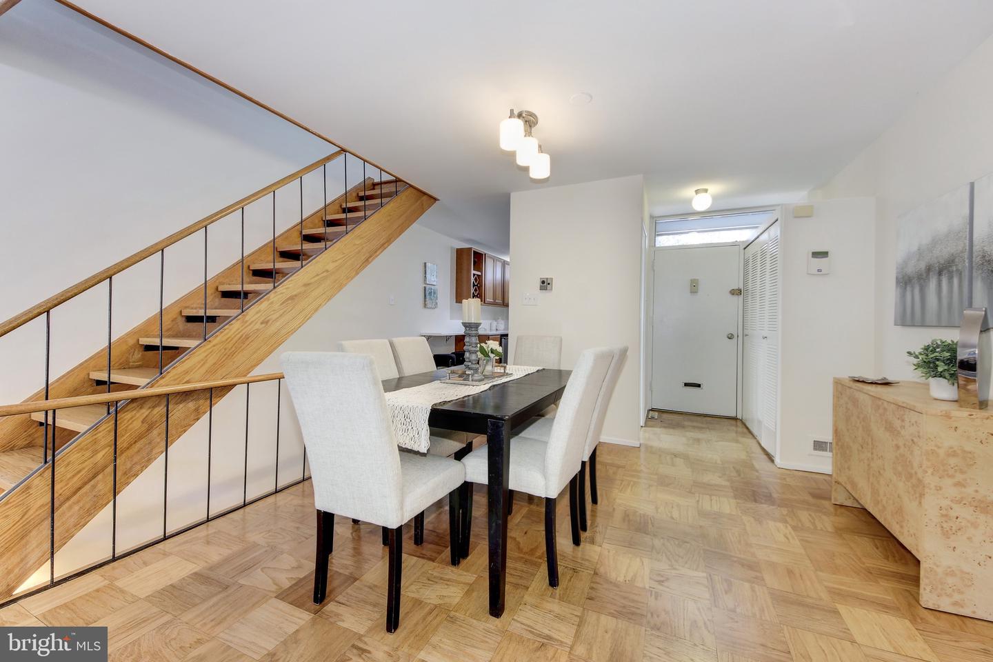 395 O ST SW, WASHINGTON, District Of Columbia 20024, 3 Bedrooms Bedrooms, ,1 BathroomBathrooms,Residential,For sale,395 O ST SW,DCDC2229746 MLS # DCDC2229746