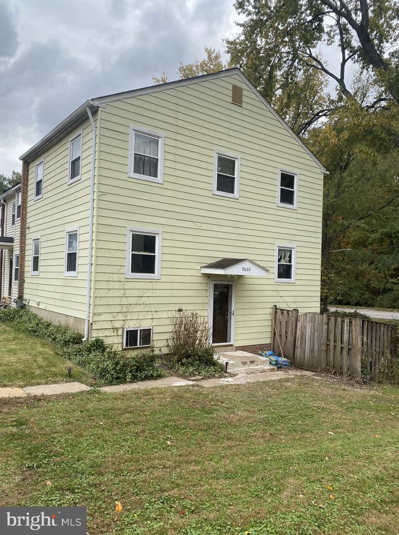 9662 WESTPORT LN, BURKE, Virginia 22015, 3 Bedrooms Bedrooms, ,3 BathroomsBathrooms,Residential,For sale,9662 WESTPORT LN,VAFX2277132 MLS # VAFX2277132