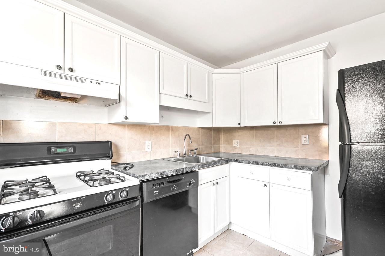 9662 WESTPORT LN, BURKE, Virginia 22015, 3 Bedrooms Bedrooms, ,3 BathroomsBathrooms,Residential,For sale,9662 WESTPORT LN,VAFX2277132 MLS # VAFX2277132 9662 WESTPORT LN, BURKE, Virginia 22015, 3 Bedrooms Bedrooms, ,3 BathroomsBathrooms,Residential,For sale,9662 WESTPORT LN,VAFX2277132 MLS # VAFX2277132