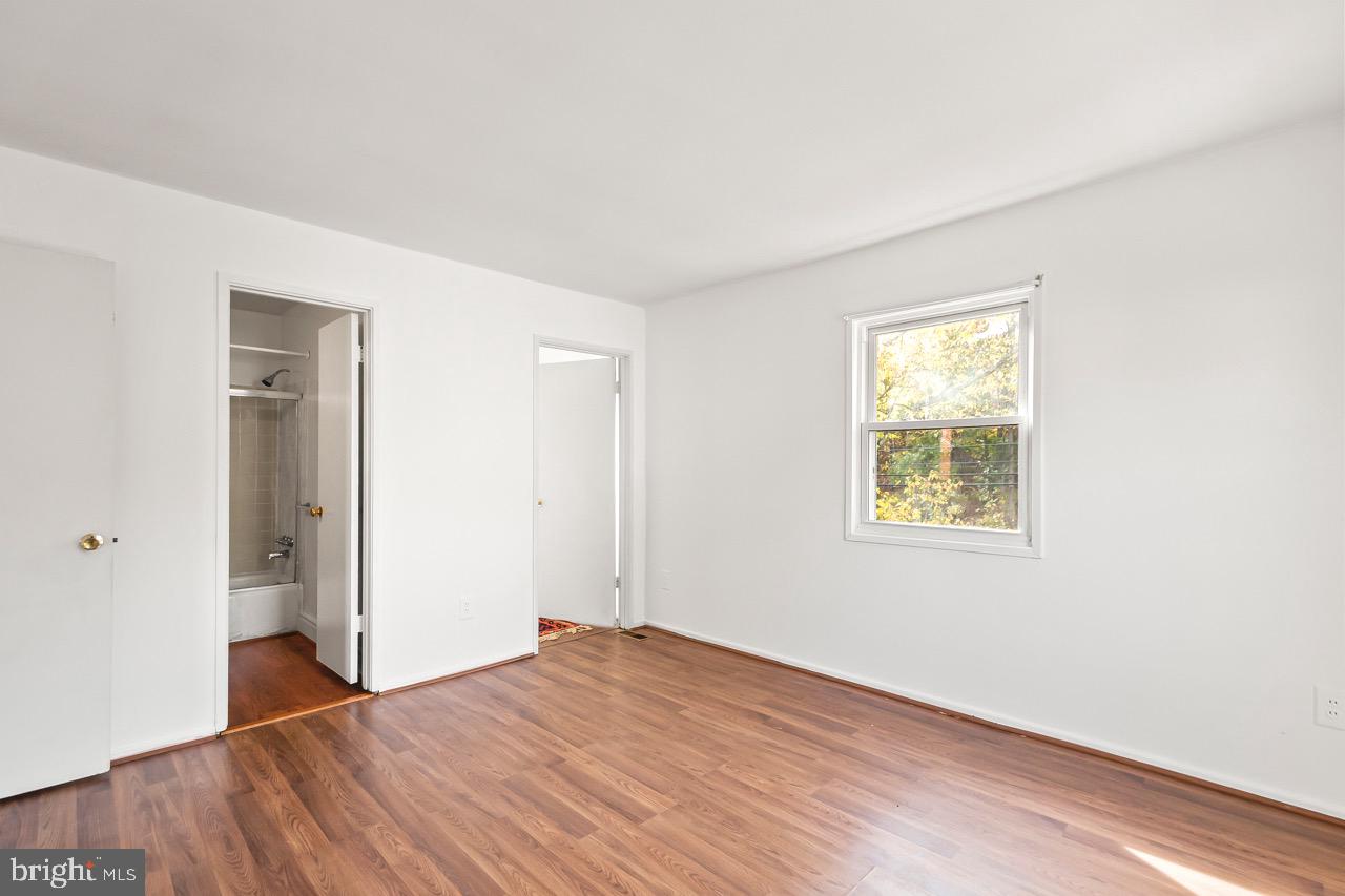 9662 WESTPORT LN, BURKE, Virginia 22015, 3 Bedrooms Bedrooms, ,3 BathroomsBathrooms,Residential,For sale,9662 WESTPORT LN,VAFX2277132 MLS # VAFX2277132 9662 WESTPORT LN, BURKE, Virginia 22015, 3 Bedrooms Bedrooms, ,3 BathroomsBathrooms,Residential,For sale,9662 WESTPORT LN,VAFX2277132 MLS # VAFX2277132