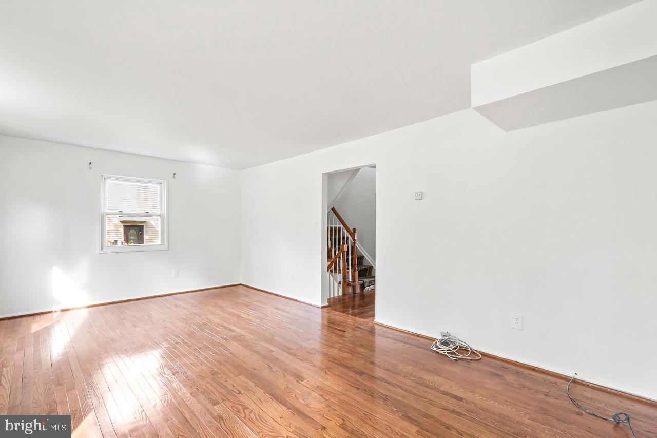 9662 WESTPORT LN, BURKE, Virginia 22015, 3 Bedrooms Bedrooms, ,3 BathroomsBathrooms,Residential,For sale,9662 WESTPORT LN,VAFX2277132 MLS # VAFX2277132 9662 WESTPORT LN, BURKE, Virginia 22015, 3 Bedrooms Bedrooms, ,3 BathroomsBathrooms,Residential,For sale,9662 WESTPORT LN,VAFX2277132 MLS # VAFX2277132