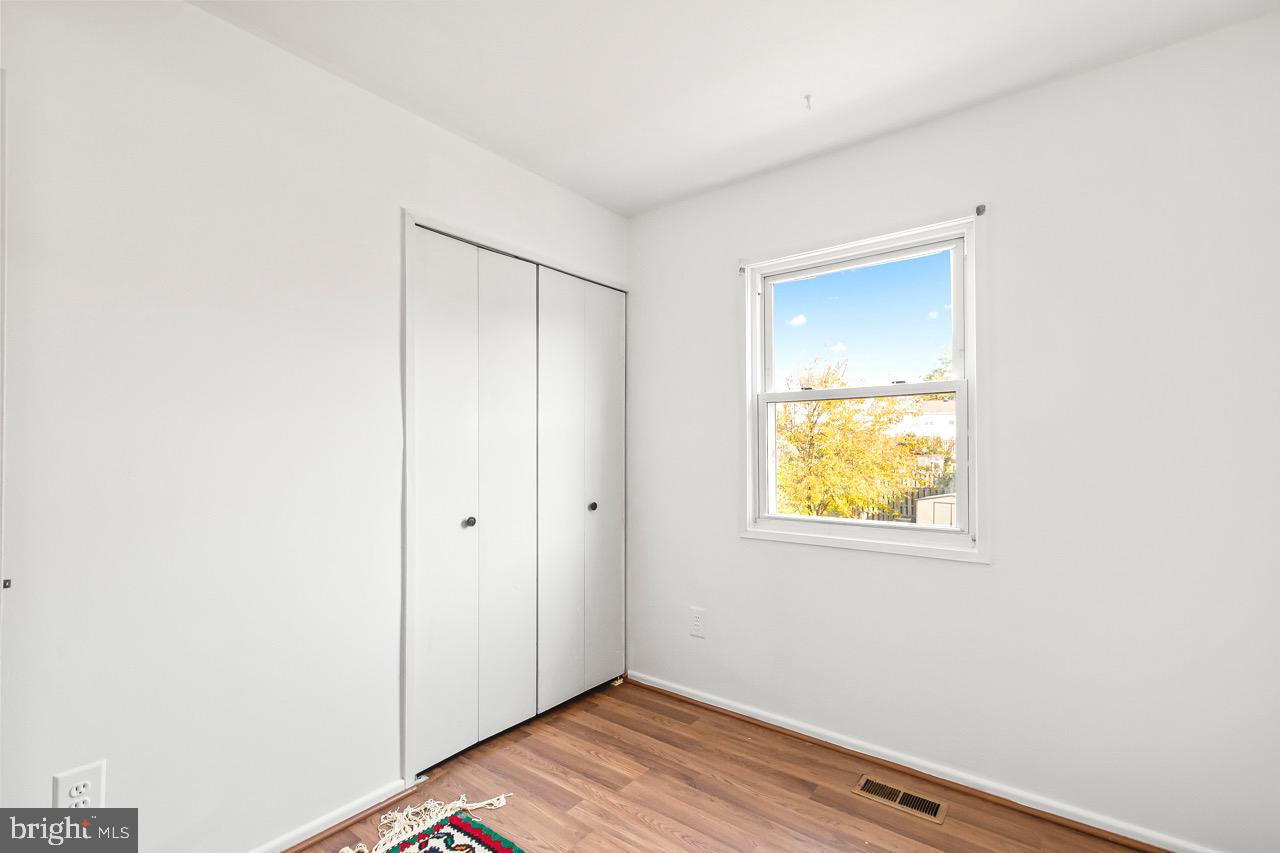 9662 WESTPORT LN, BURKE, Virginia 22015, 3 Bedrooms Bedrooms, ,3 BathroomsBathrooms,Residential,For sale,9662 WESTPORT LN,VAFX2277132 MLS # VAFX2277132 9662 WESTPORT LN, BURKE, Virginia 22015, 3 Bedrooms Bedrooms, ,3 BathroomsBathrooms,Residential,For sale,9662 WESTPORT LN,VAFX2277132 MLS # VAFX2277132