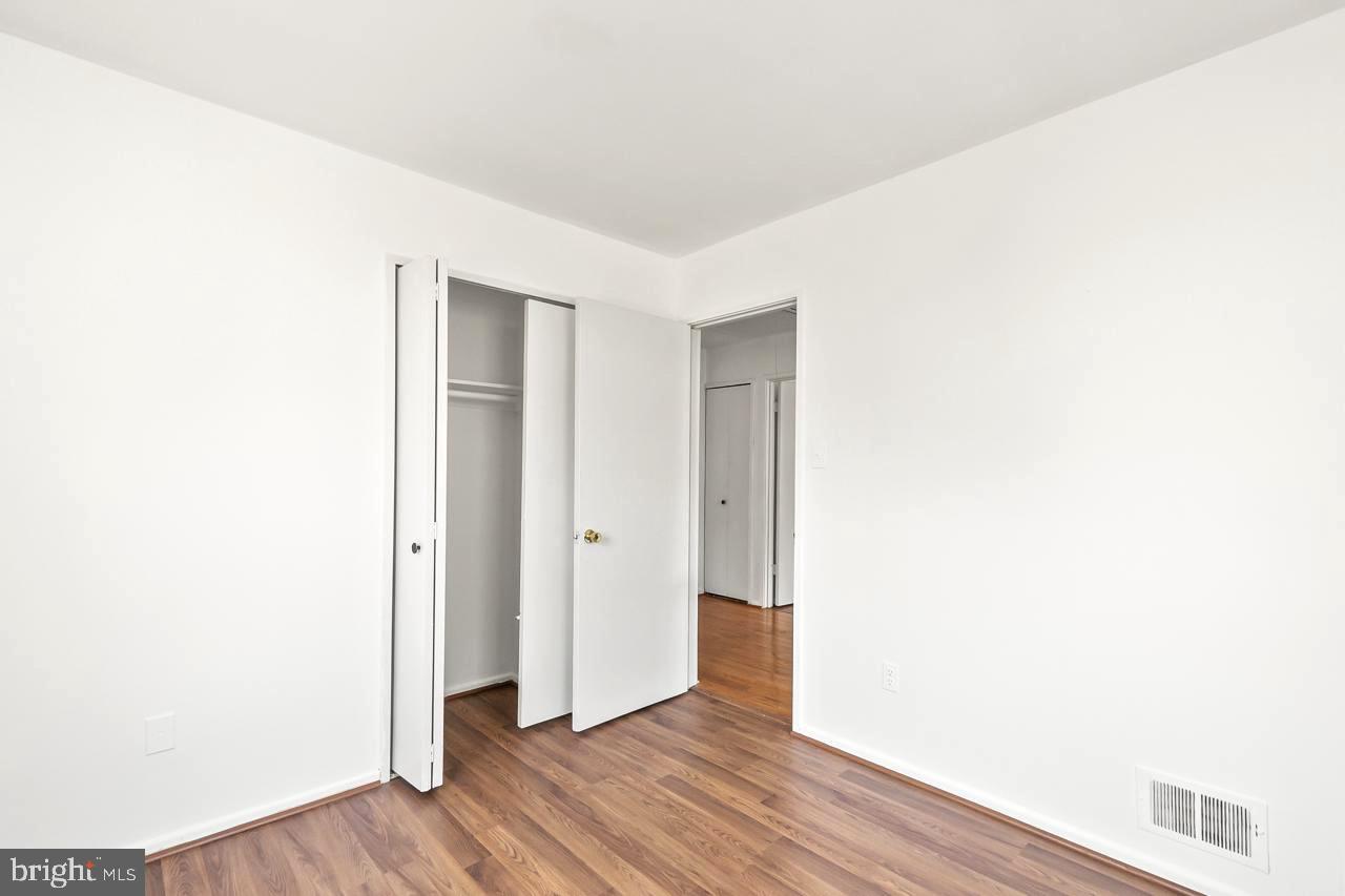 9662 WESTPORT LN, BURKE, Virginia 22015, 3 Bedrooms Bedrooms, ,3 BathroomsBathrooms,Residential,For sale,9662 WESTPORT LN,VAFX2277132 MLS # VAFX2277132 9662 WESTPORT LN, BURKE, Virginia 22015, 3 Bedrooms Bedrooms, ,3 BathroomsBathrooms,Residential,For sale,9662 WESTPORT LN,VAFX2277132 MLS # VAFX2277132