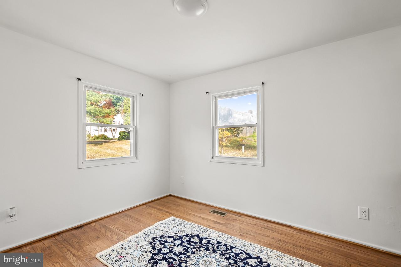 9662 WESTPORT LN, BURKE, Virginia 22015, 3 Bedrooms Bedrooms, ,3 BathroomsBathrooms,Residential,For sale,9662 WESTPORT LN,VAFX2277132 MLS # VAFX2277132 9662 WESTPORT LN, BURKE, Virginia 22015, 3 Bedrooms Bedrooms, ,3 BathroomsBathrooms,Residential,For sale,9662 WESTPORT LN,VAFX2277132 MLS # VAFX2277132