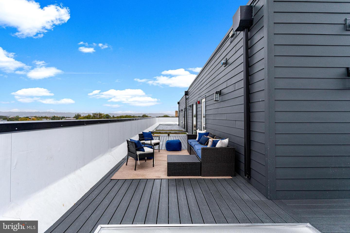 1516 EAST CAPITOL ST NE #F, WASHINGTON, District Of Columbia 20003, 2 Bedrooms Bedrooms, ,2 BathroomsBathrooms,Residential,For sale,1516 EAST CAPITOL ST NE #F,DCDC2229850 MLS # DCDC2229850