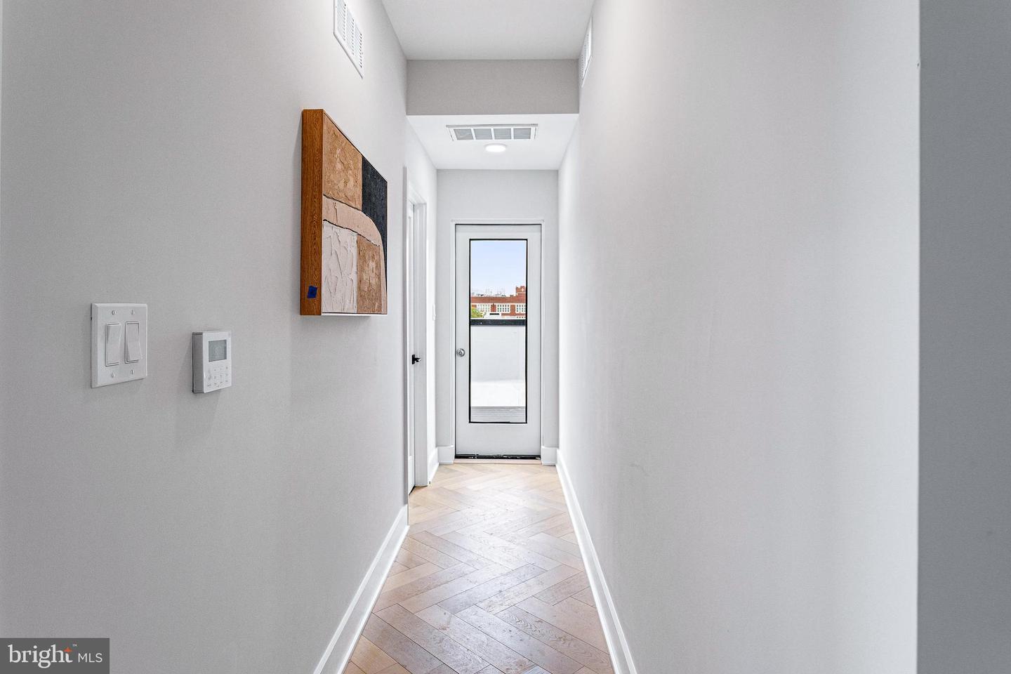 1516 EAST CAPITOL ST NE #F, WASHINGTON, District Of Columbia 20003, 2 Bedrooms Bedrooms, ,2 BathroomsBathrooms,Residential,For sale,1516 EAST CAPITOL ST NE #F,DCDC2229850 MLS # DCDC2229850