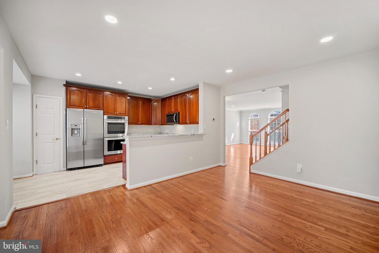 5656 GOVERNORS POND CIR, ALEXANDRIA, Virginia 22310, 3 Bedrooms Bedrooms, ,2 BathroomsBathrooms,Residential,For sale,5656 GOVERNORS POND CIR,VAFX2277226 MLS # VAFX2277226