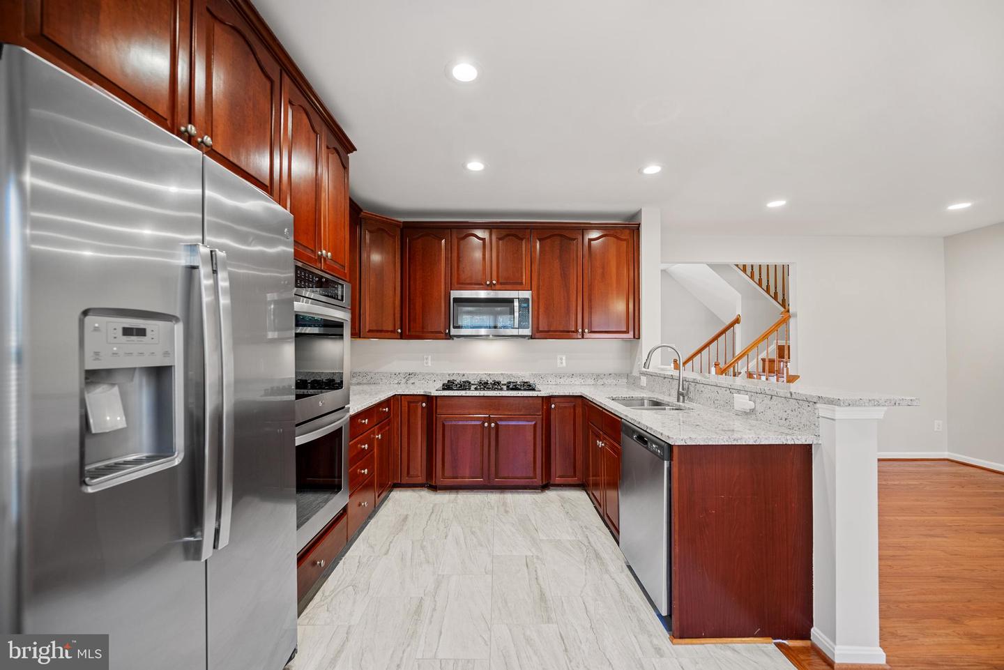 5656 GOVERNORS POND CIR, ALEXANDRIA, Virginia 22310, 3 Bedrooms Bedrooms, ,2 BathroomsBathrooms,Residential,For sale,5656 GOVERNORS POND CIR,VAFX2277226 MLS # VAFX2277226