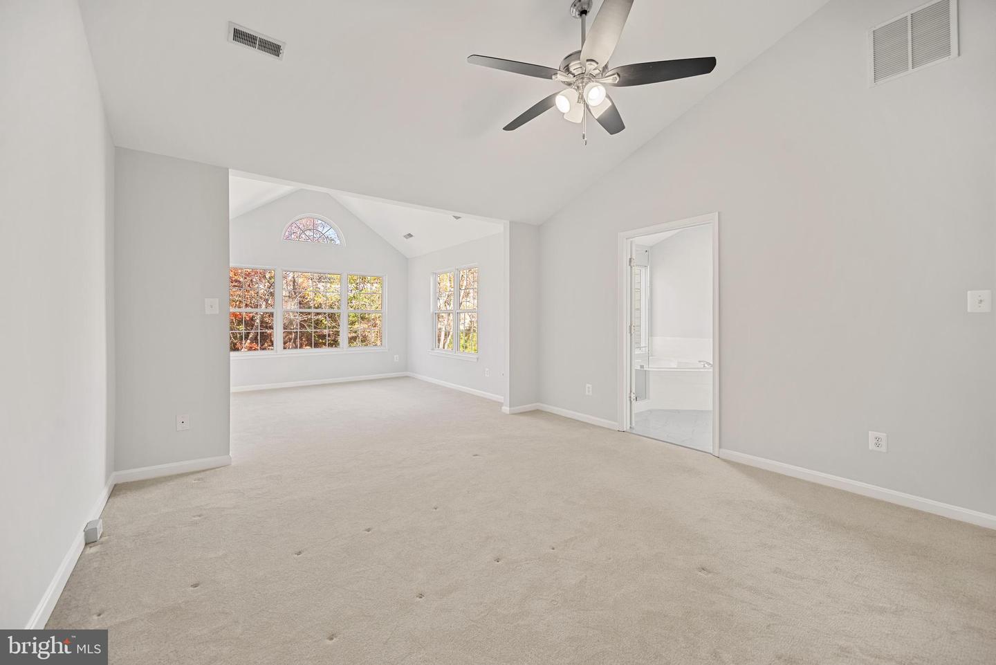 5656 GOVERNORS POND CIR, ALEXANDRIA, Virginia 22310, 3 Bedrooms Bedrooms, ,2 BathroomsBathrooms,Residential,For sale,5656 GOVERNORS POND CIR,VAFX2277226 MLS # VAFX2277226