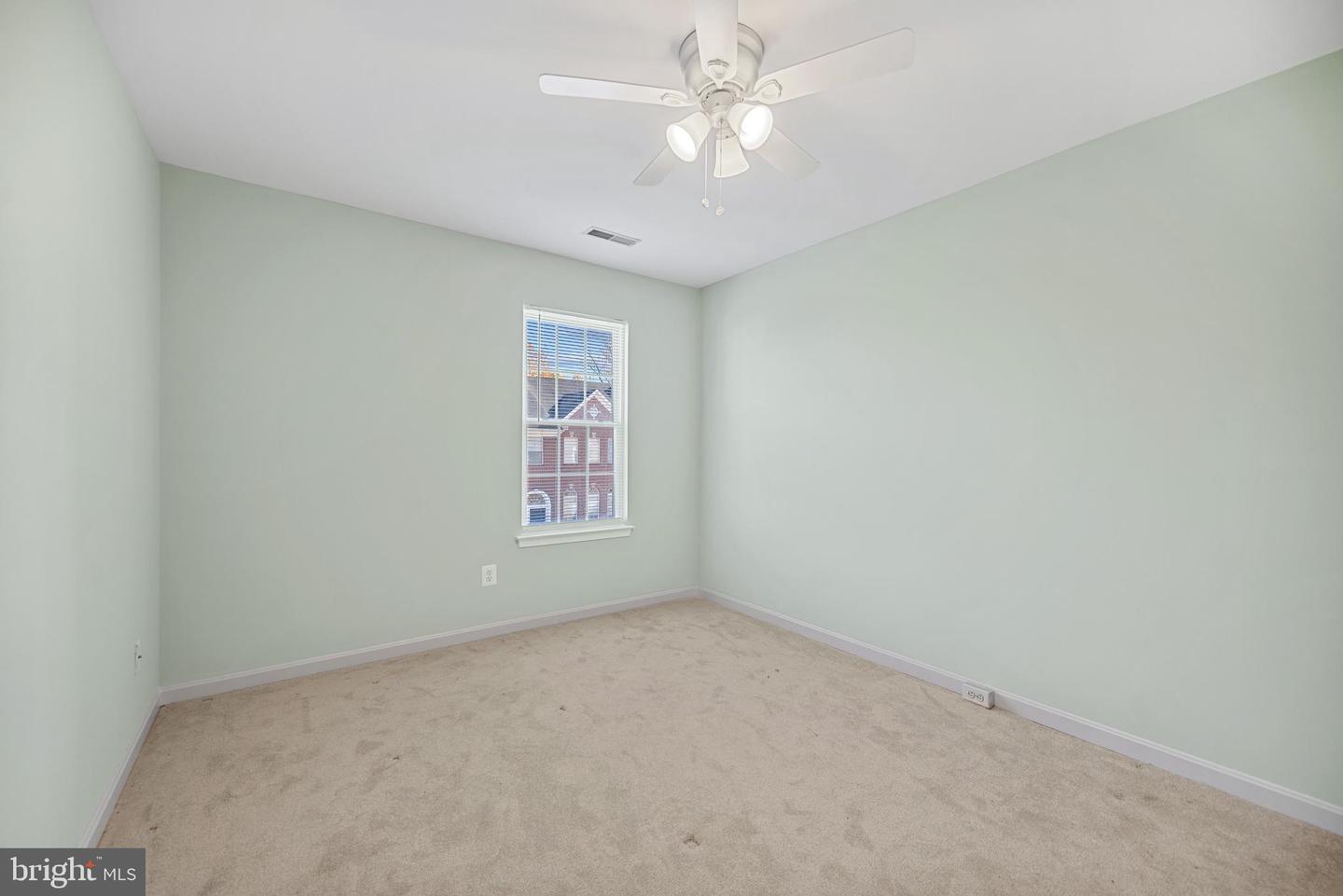 5656 GOVERNORS POND CIR, ALEXANDRIA, Virginia 22310, 3 Bedrooms Bedrooms, ,2 BathroomsBathrooms,Residential,For sale,5656 GOVERNORS POND CIR,VAFX2277226 MLS # VAFX2277226