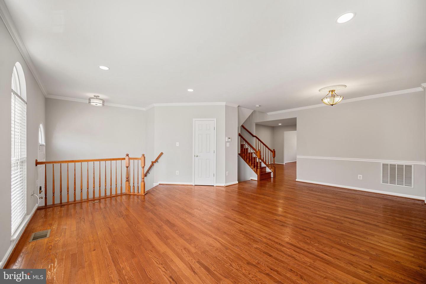 5656 GOVERNORS POND CIR, ALEXANDRIA, Virginia 22310, 3 Bedrooms Bedrooms, ,2 BathroomsBathrooms,Residential,For sale,5656 GOVERNORS POND CIR,VAFX2277226 MLS # VAFX2277226