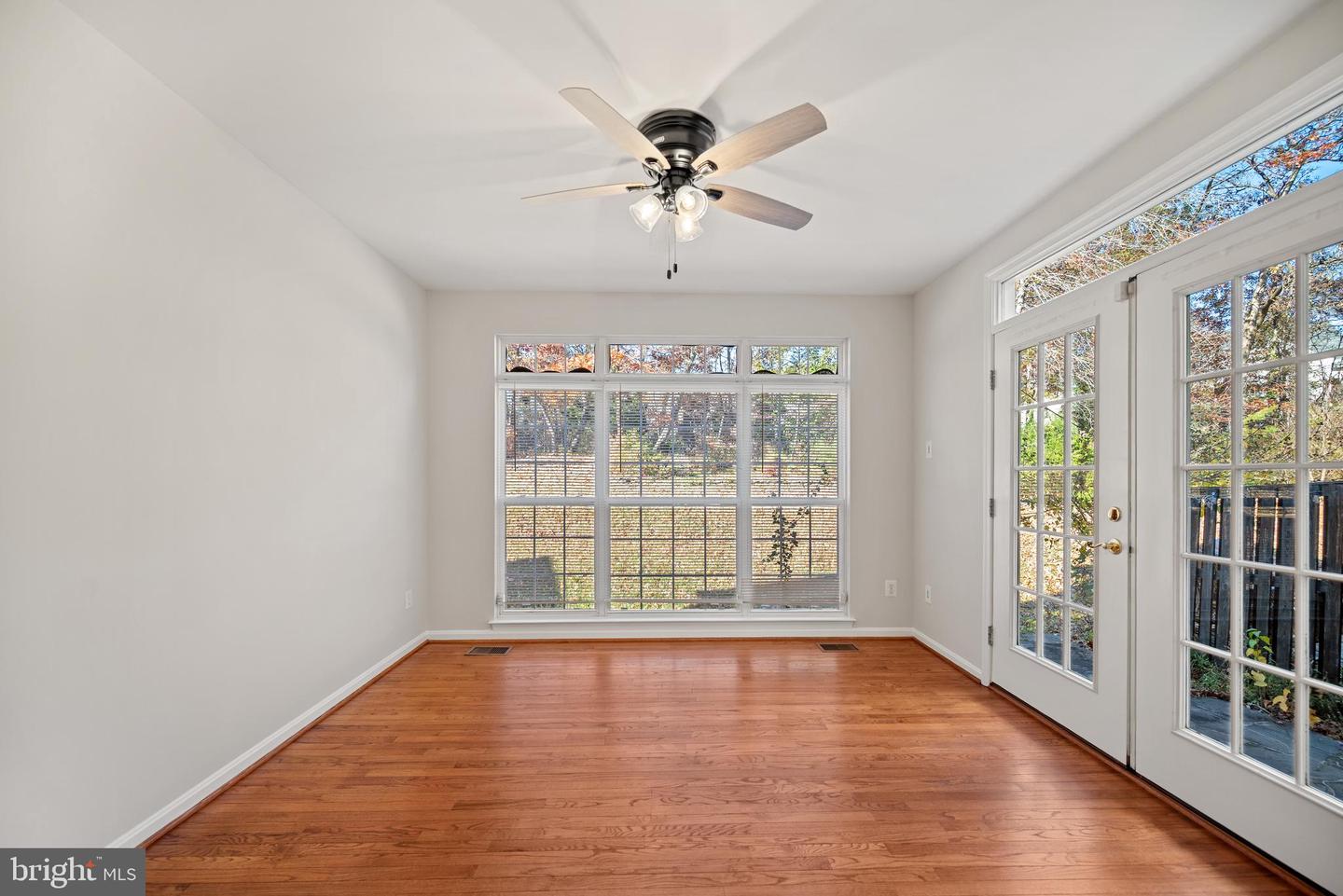 5656 GOVERNORS POND CIR, ALEXANDRIA, Virginia 22310, 3 Bedrooms Bedrooms, ,2 BathroomsBathrooms,Residential,For sale,5656 GOVERNORS POND CIR,VAFX2277226 MLS # VAFX2277226