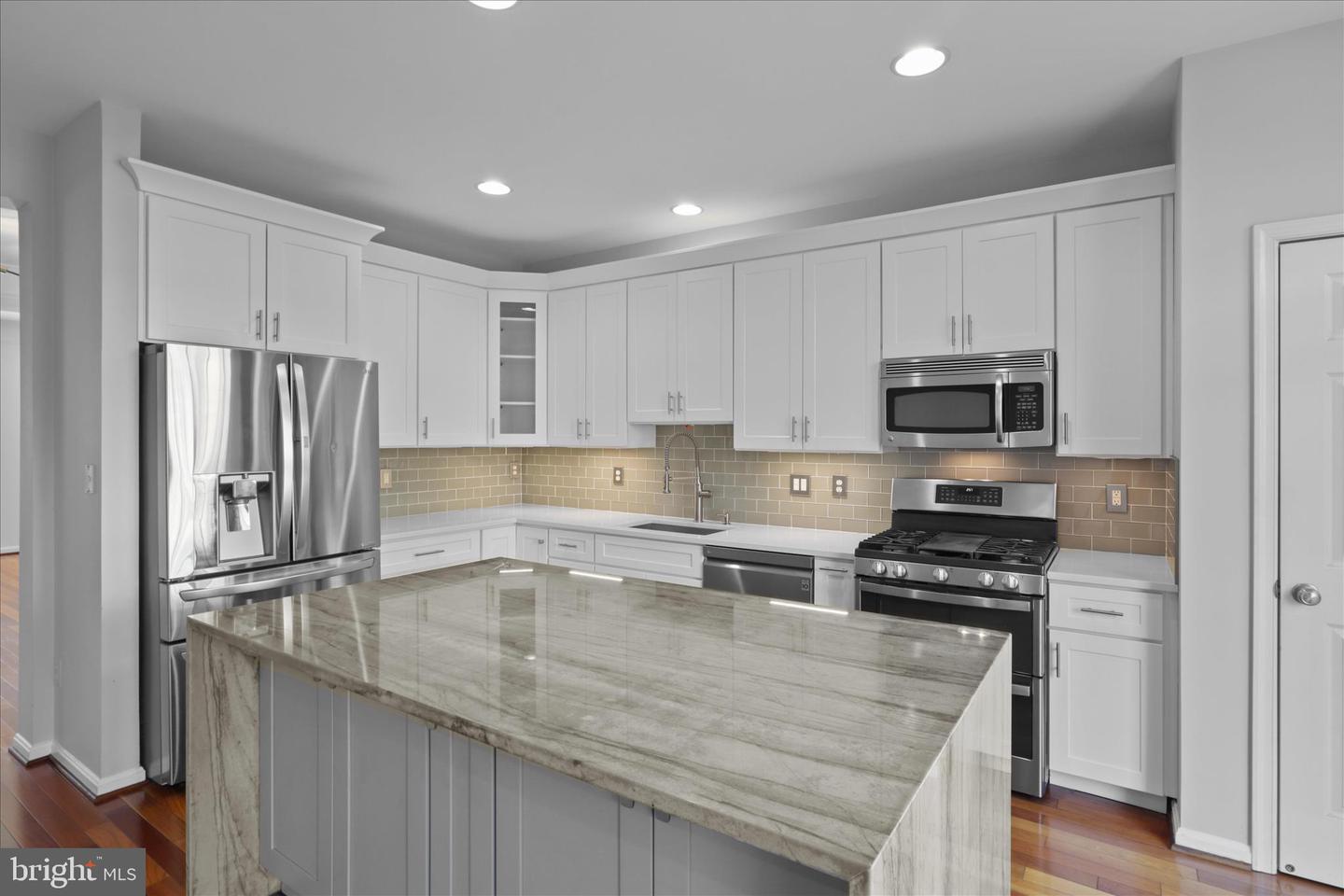 24686 NETTLE MILL SQ, ALDIE, Virginia 20105, 4 Bedrooms Bedrooms, ,3 BathroomsBathrooms,Residential,For sale,24686 NETTLE MILL SQ,VALO2110356 MLS # VALO2110356 24686 NETTLE MILL SQ, ALDIE, Virginia 20105, 4 Bedrooms Bedrooms, ,3 BathroomsBathrooms,Residential,For sale,24686 NETTLE MILL SQ,VALO2110356 MLS # VALO2110356