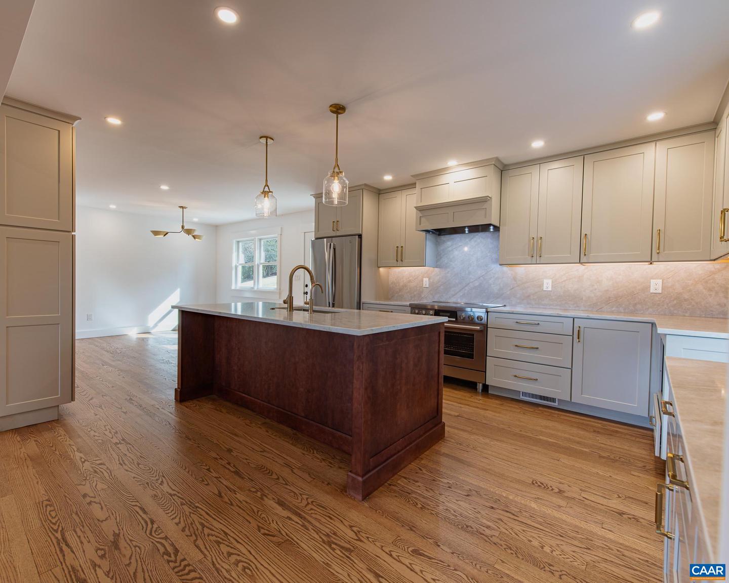 49 CANTERBURY RD, CHARLOTTESVILLE, Virginia 22903, 5 Bedrooms Bedrooms, ,4 BathroomsBathrooms,Residential,For sale,49 CANTERBURY RD,670630 MLS # 670630