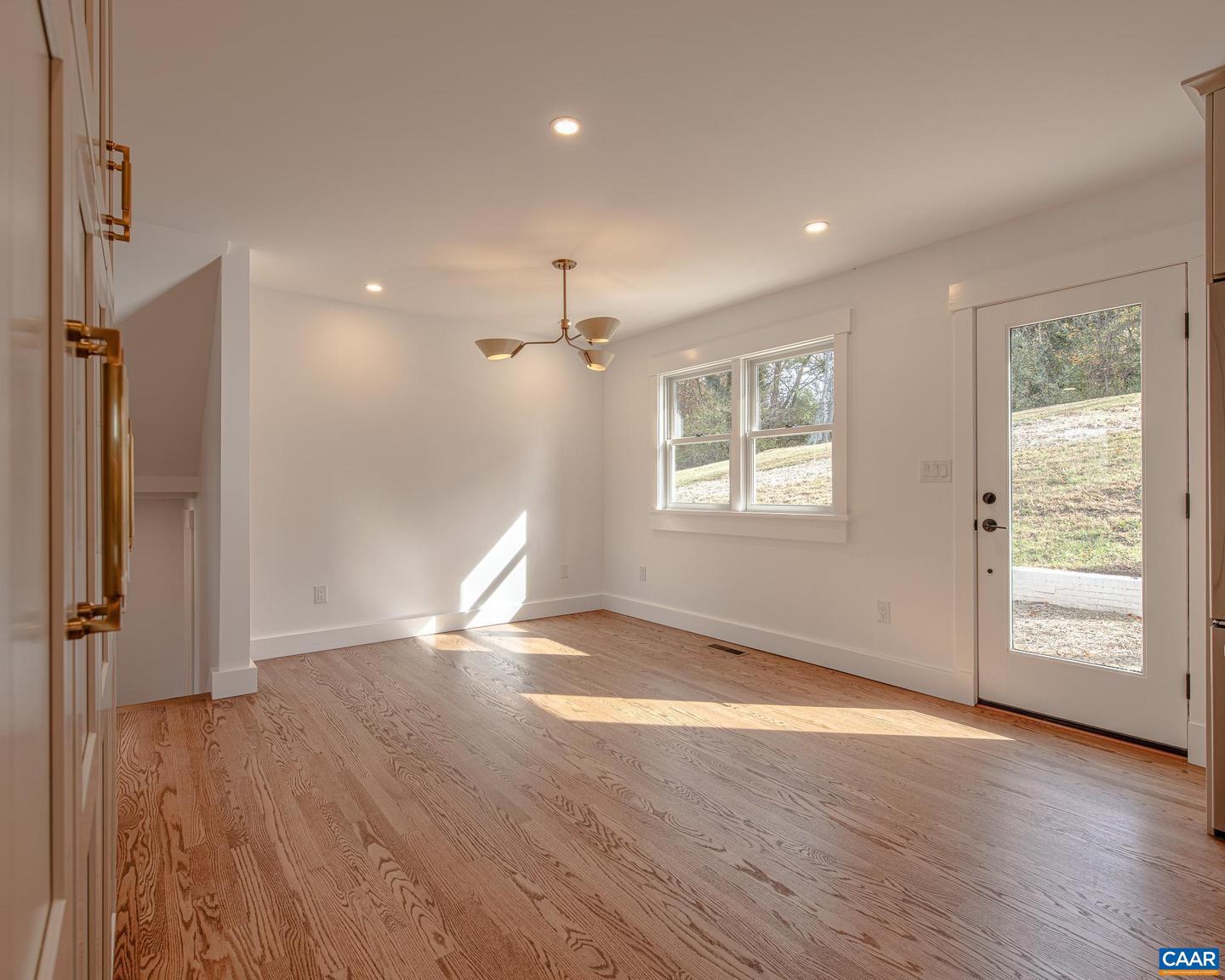 49 CANTERBURY RD, CHARLOTTESVILLE, Virginia 22903, 5 Bedrooms Bedrooms, ,4 BathroomsBathrooms,Residential,For sale,49 CANTERBURY RD,670630 MLS # 670630